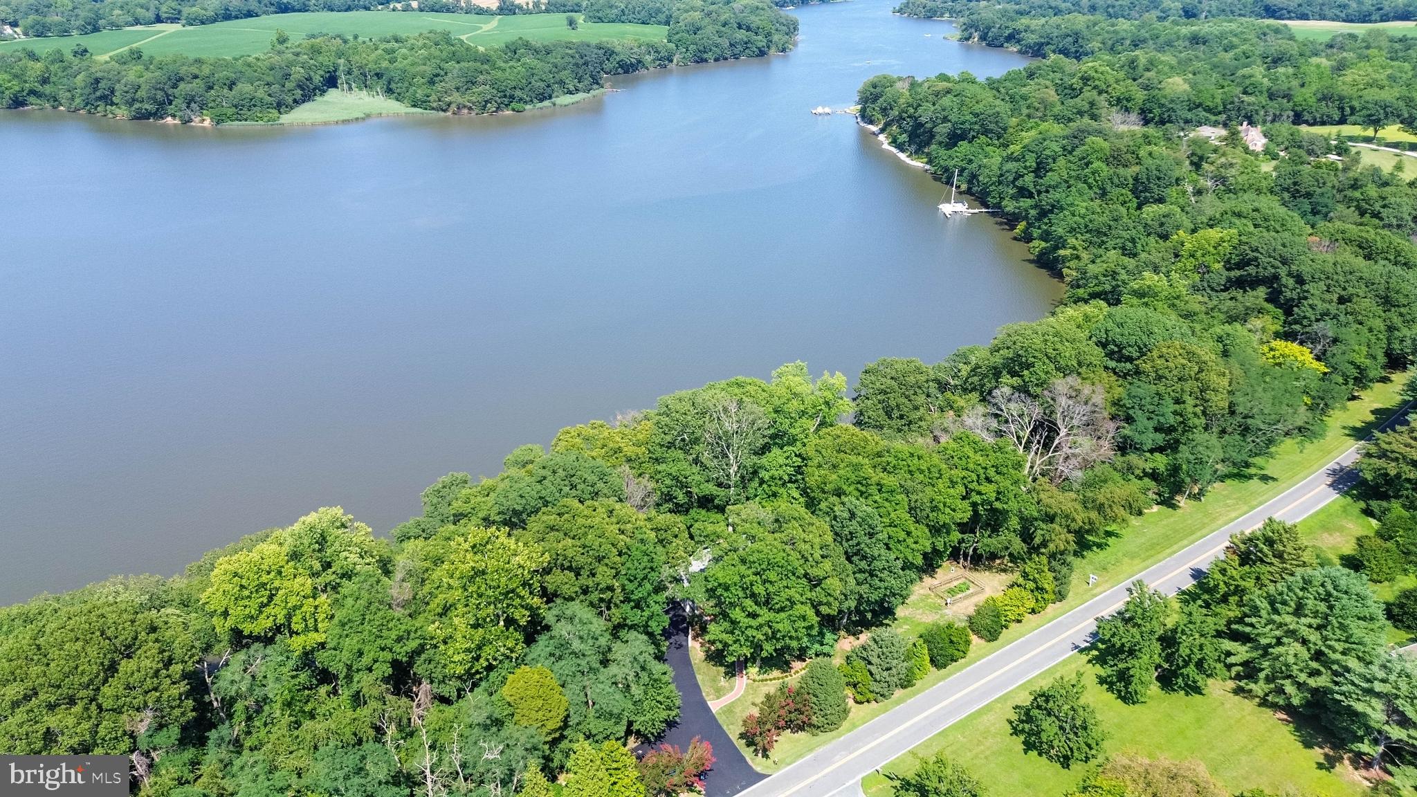 KINNAIRDS POINT - Residential