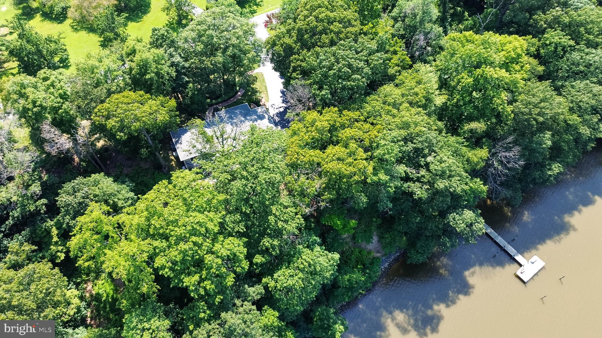 KINNAIRDS POINT - Residential