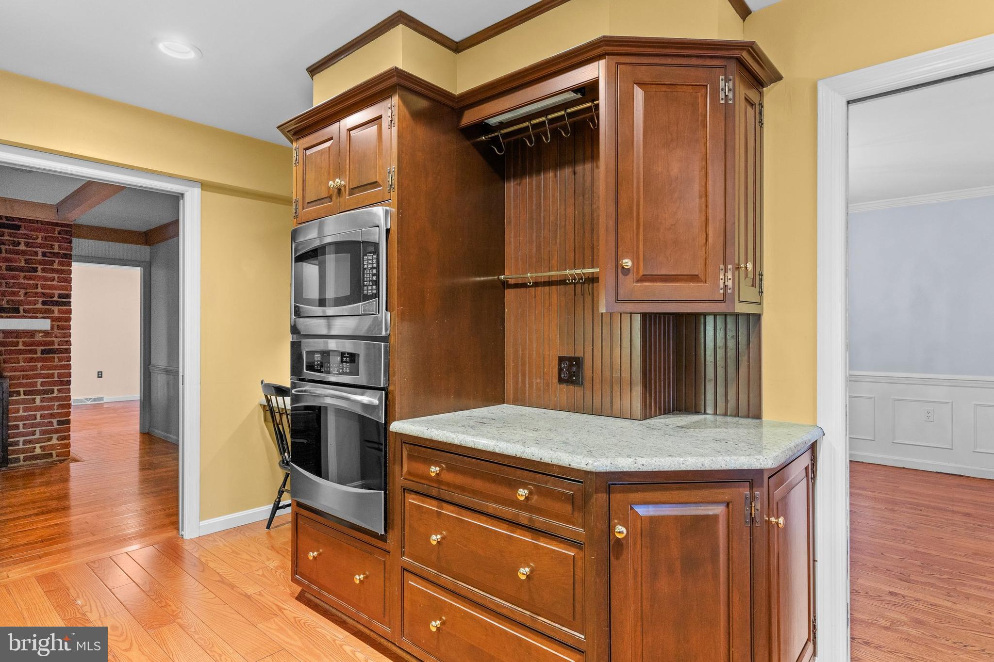 POINT RIDGE FARMS - Residential