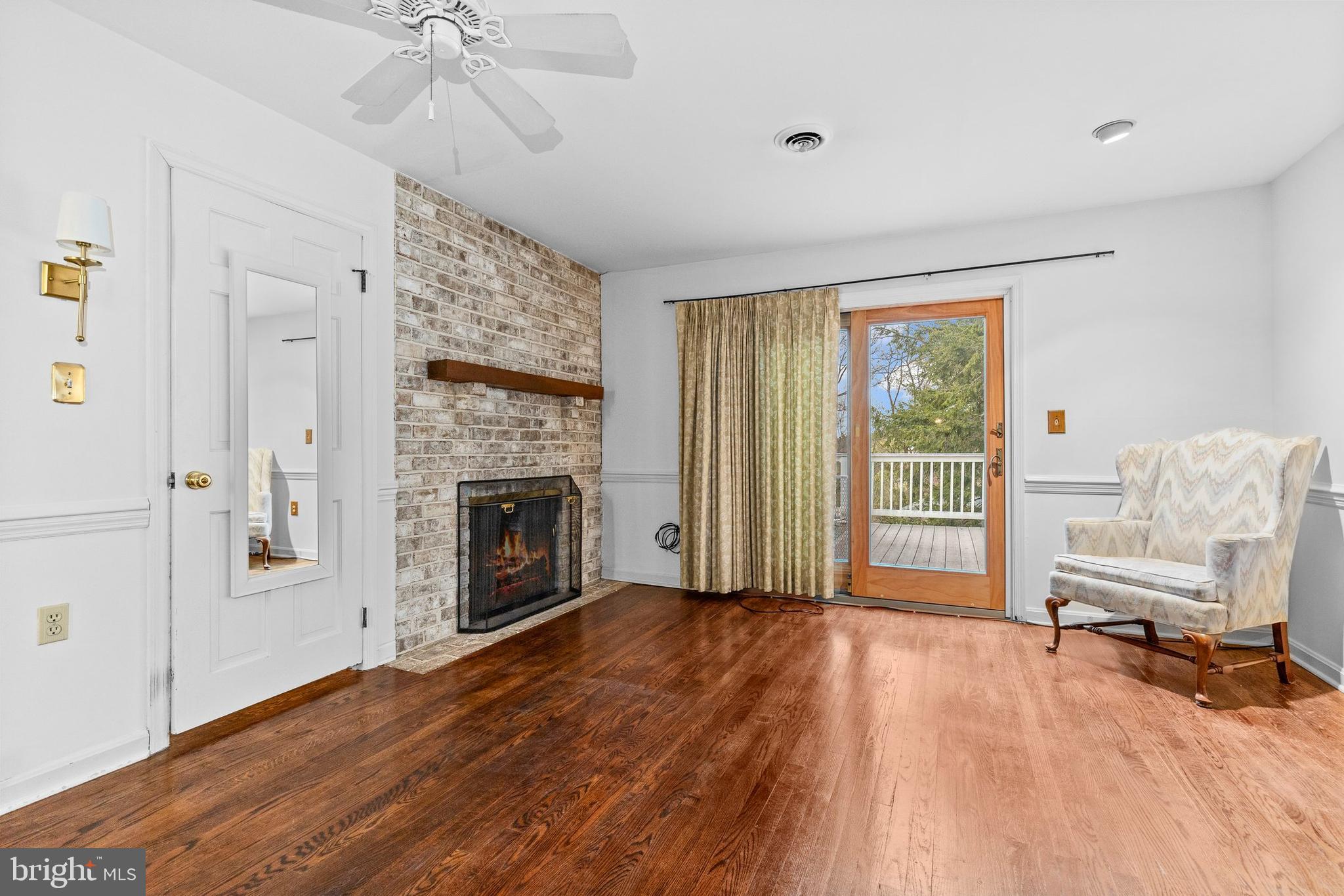 POINT RIDGE FARMS - Residential