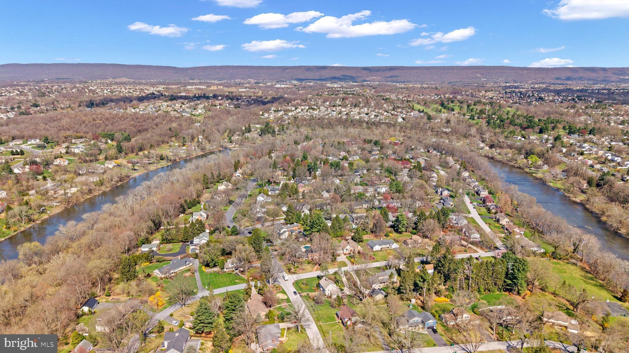 POINT RIDGE FARMS - Residential