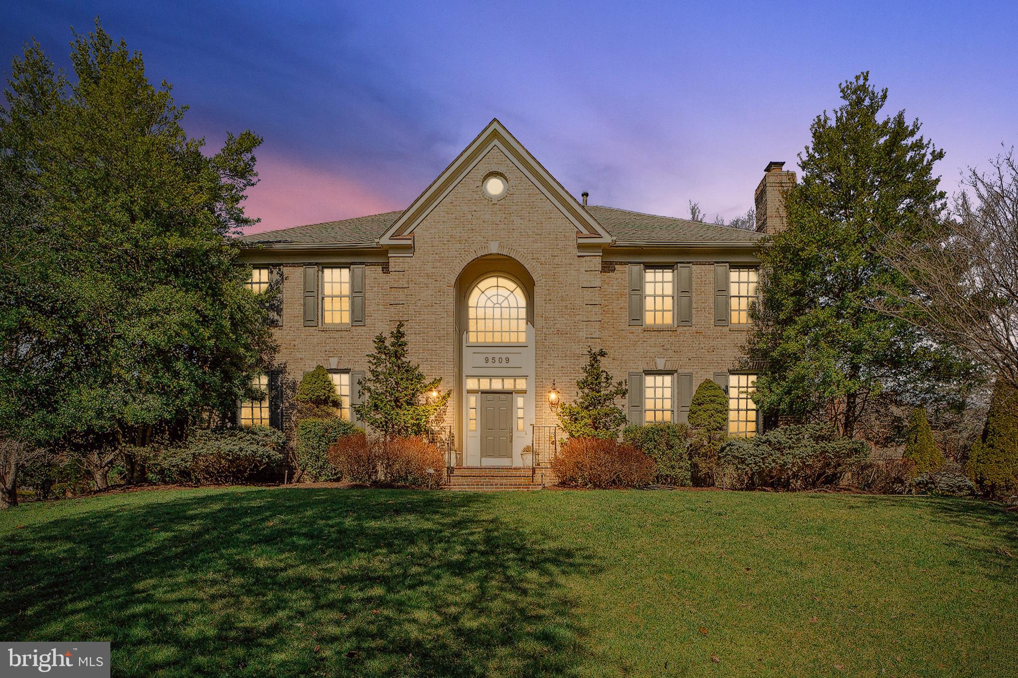 MCAULEY PARK - Residential