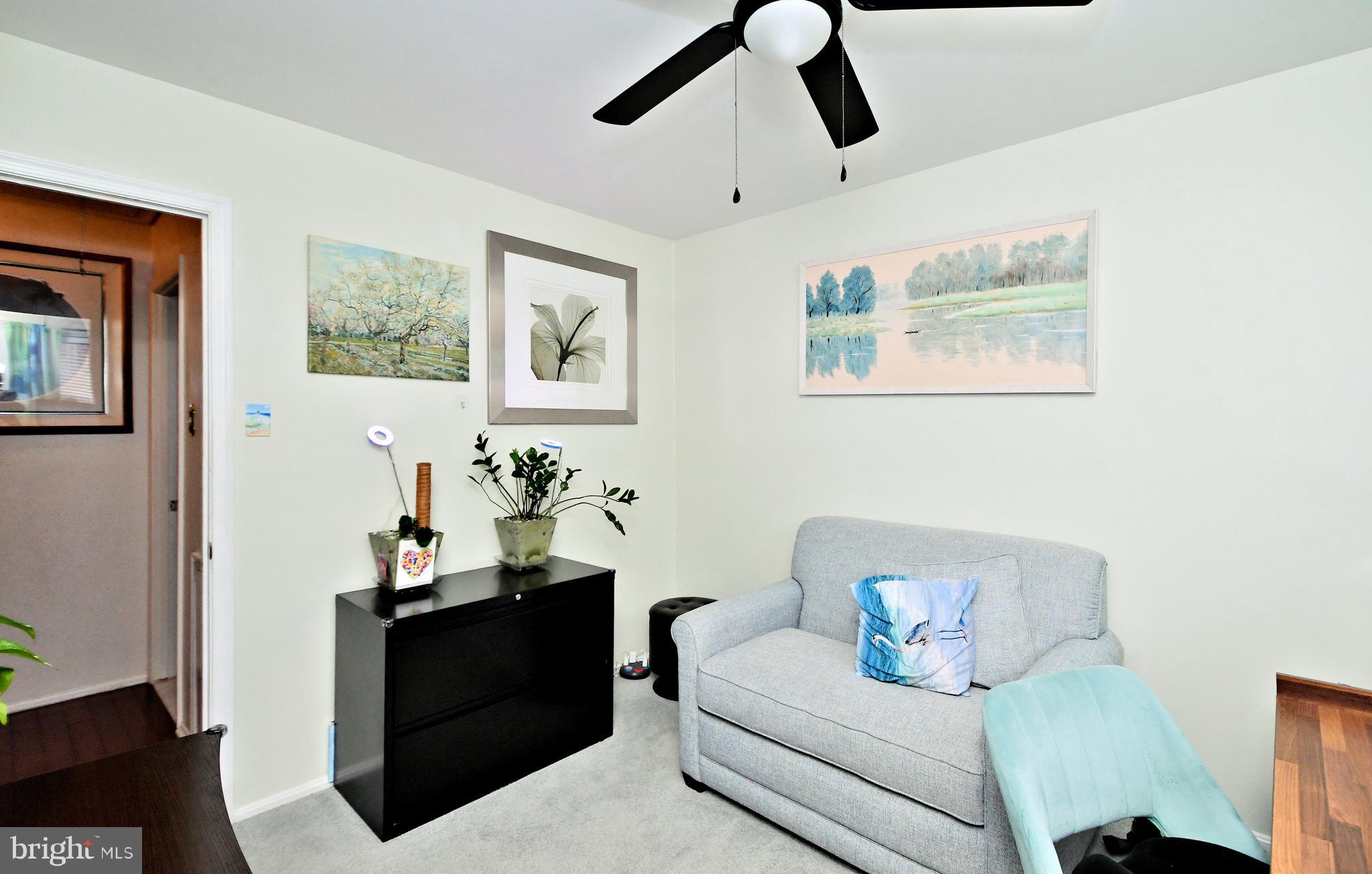 STOTESBURY TWHSE - Residential