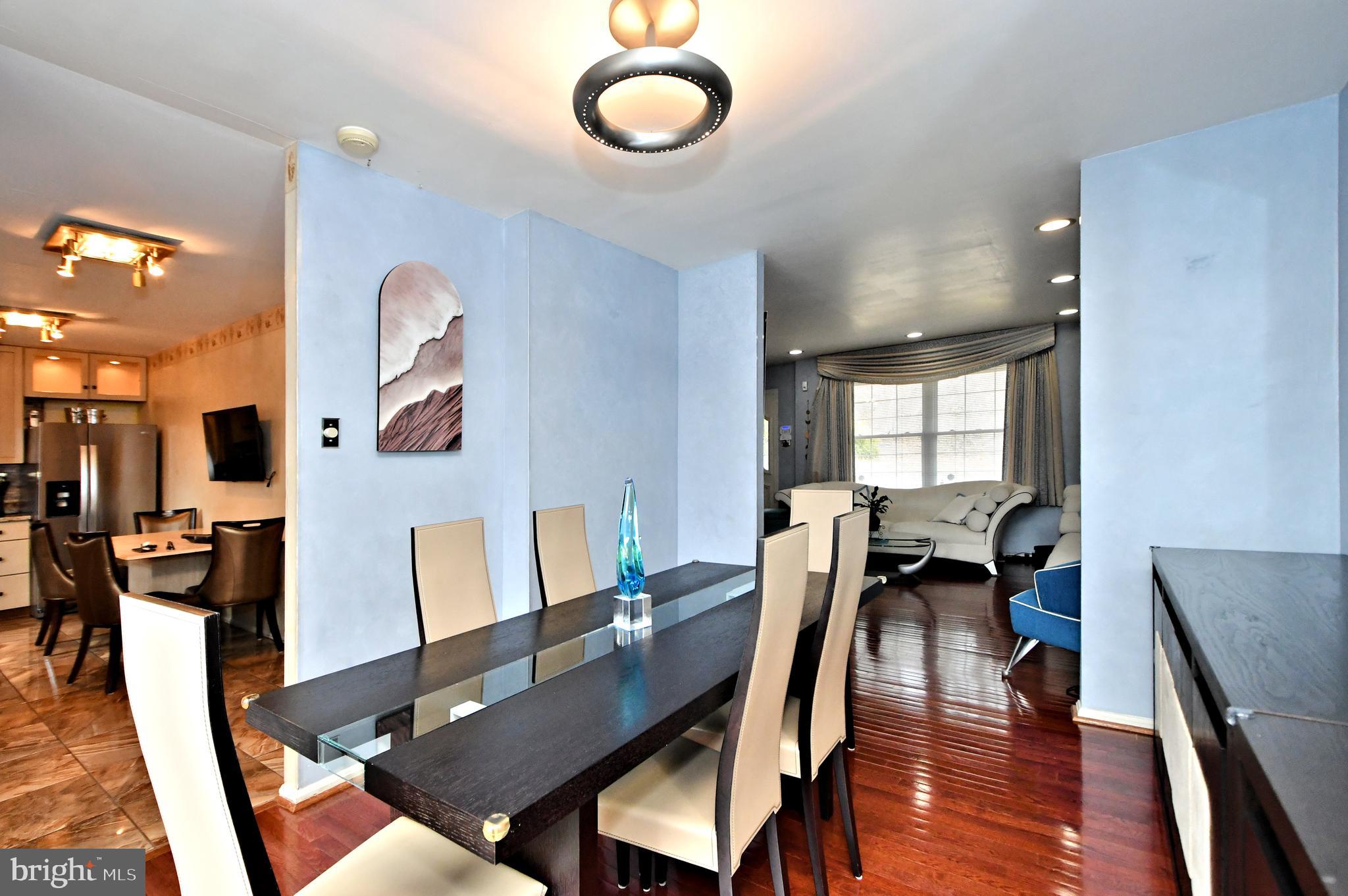 STOTESBURY TWHSE - Residential