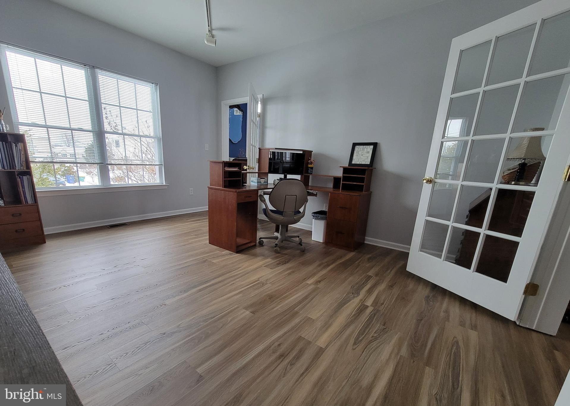 OAK VIEW ESTATES - Residential