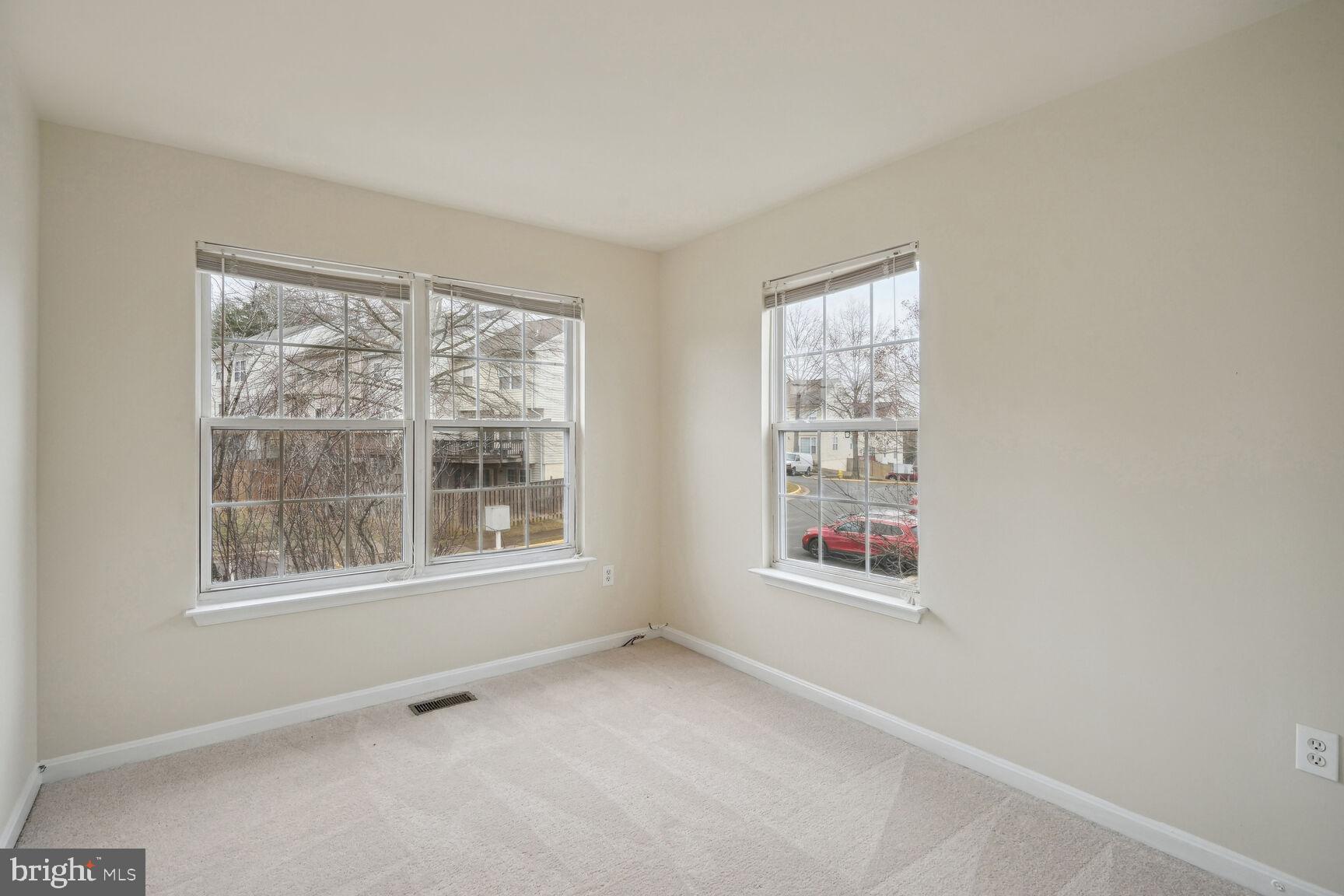 SOUTHLAKE AT MONTCLAIR - Residential Lease