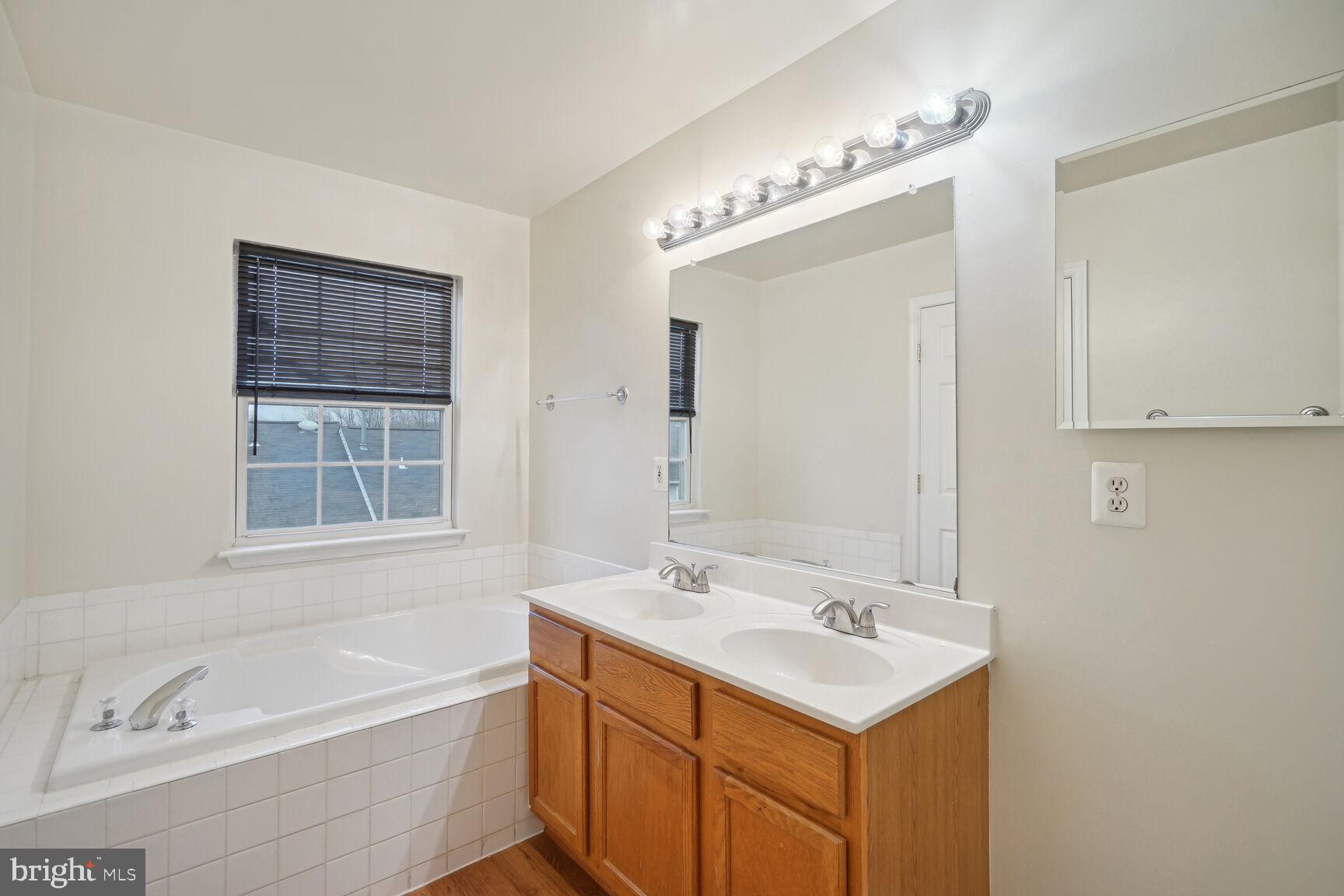 SOUTHLAKE AT MONTCLAIR - Residential Lease