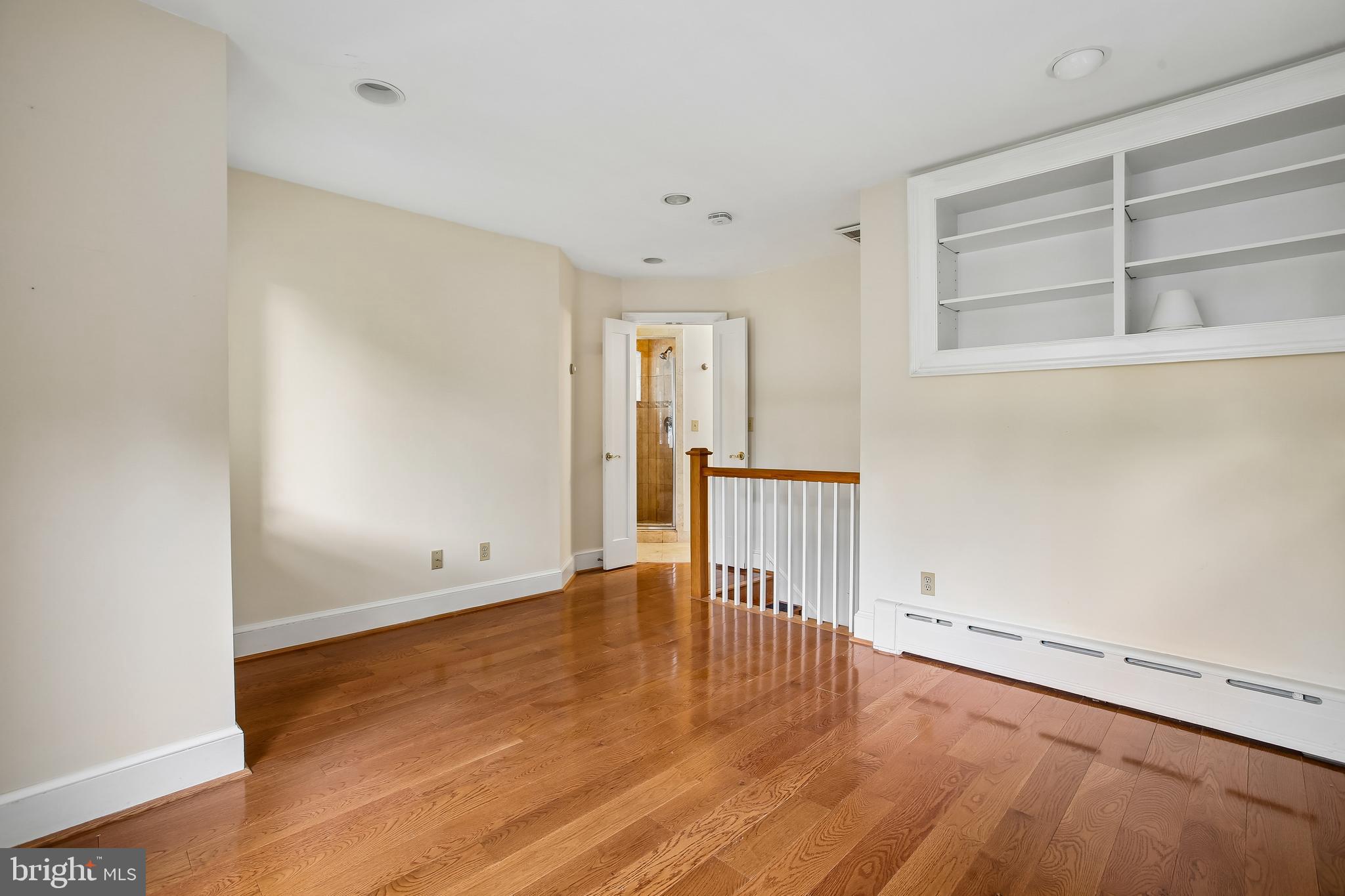CHEVY CHASE GARDENS - Residential