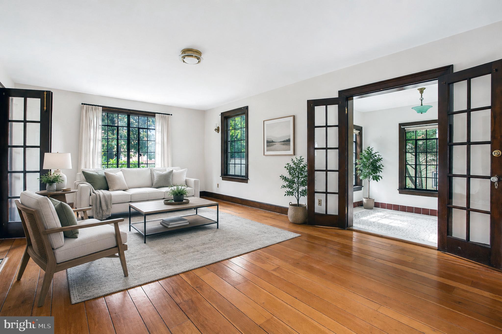 CHEVY CHASE GARDENS - Residential