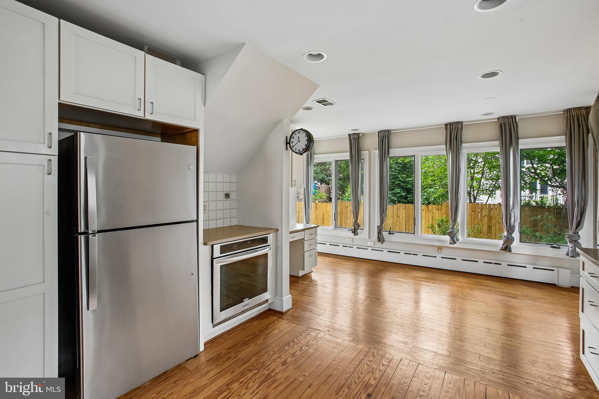 CHEVY CHASE GARDENS - Residential