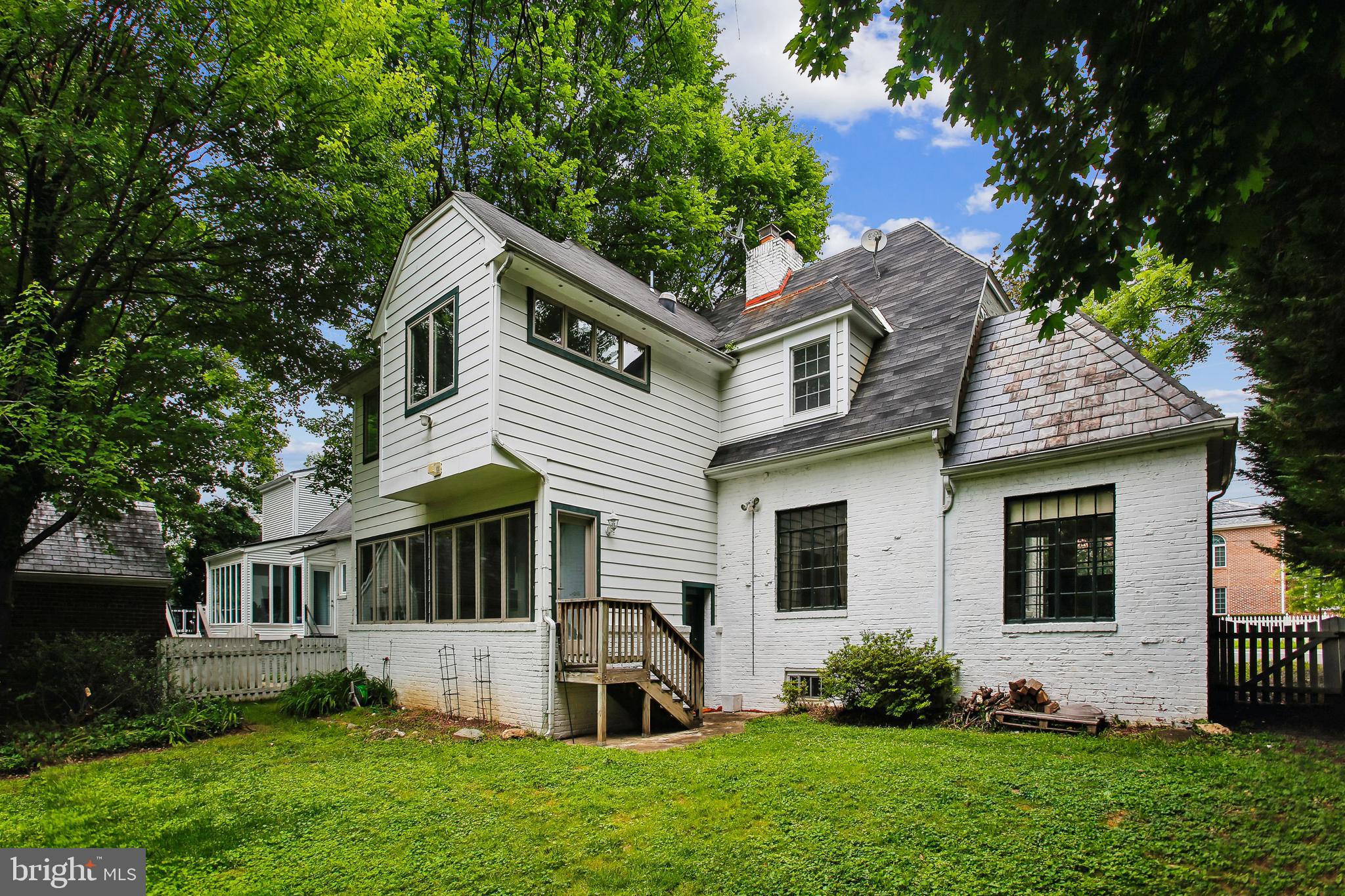 CHEVY CHASE GARDENS - Residential