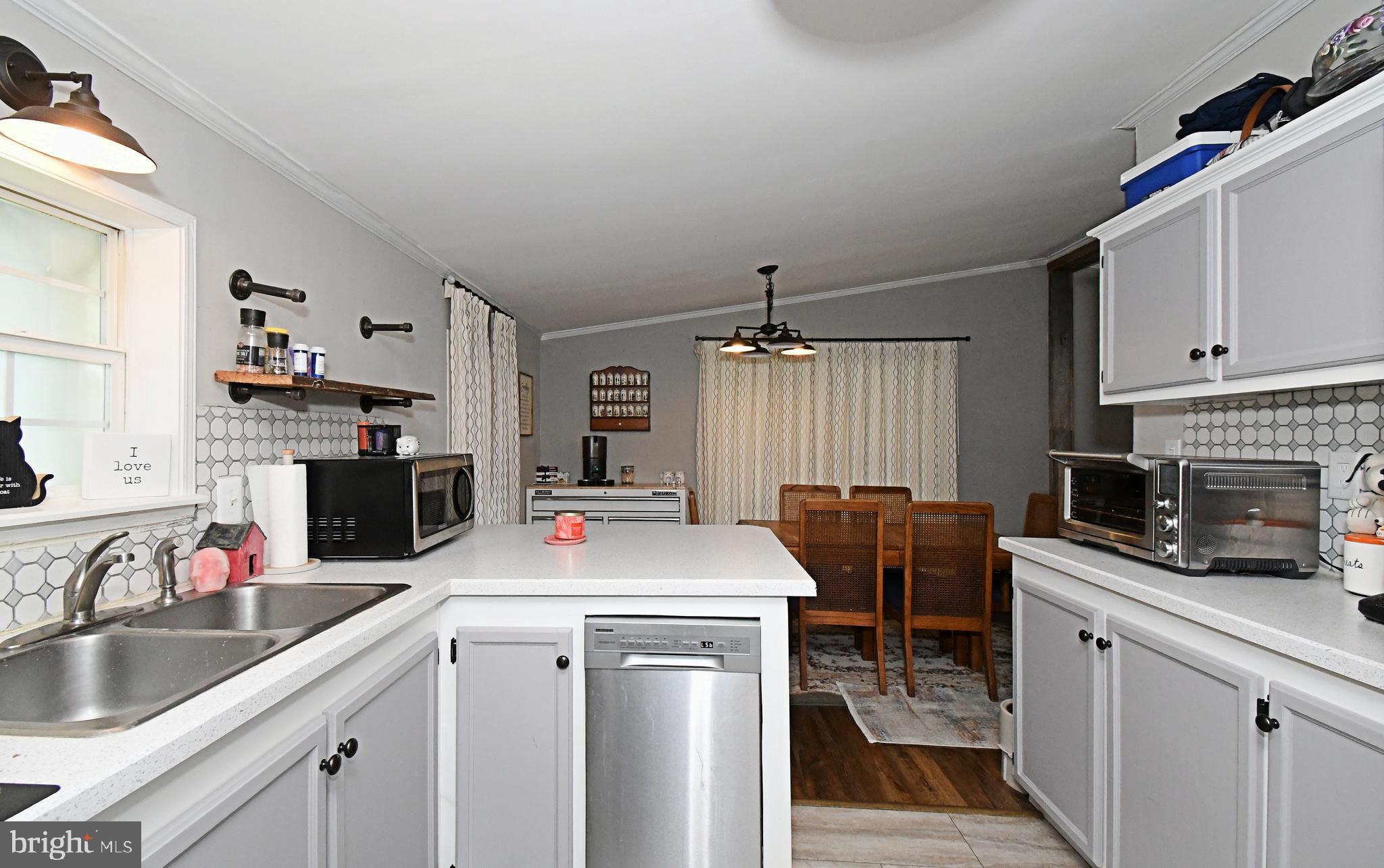 COLONIAL HERITAGE - Residential