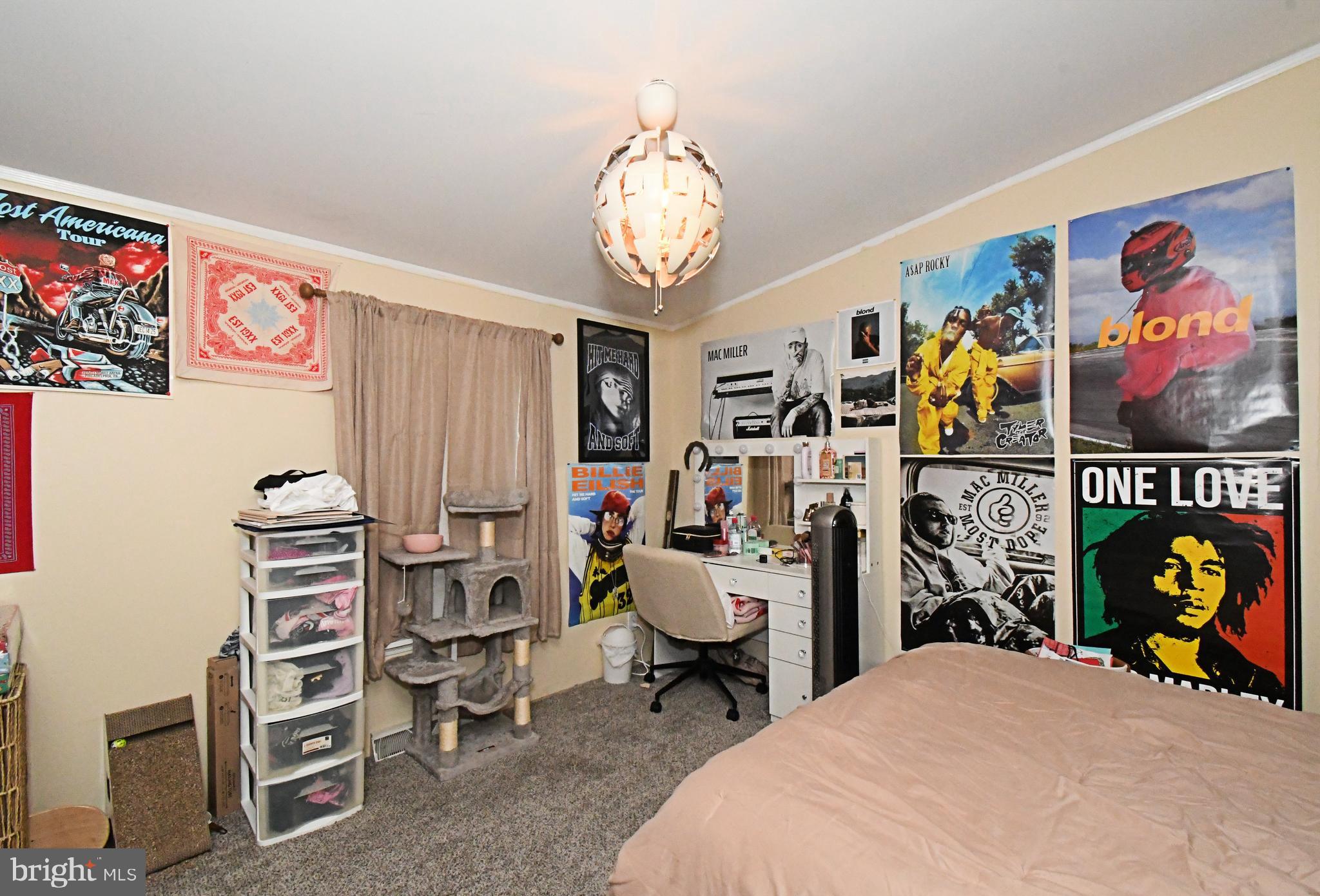 COLONIAL HERITAGE - Residential