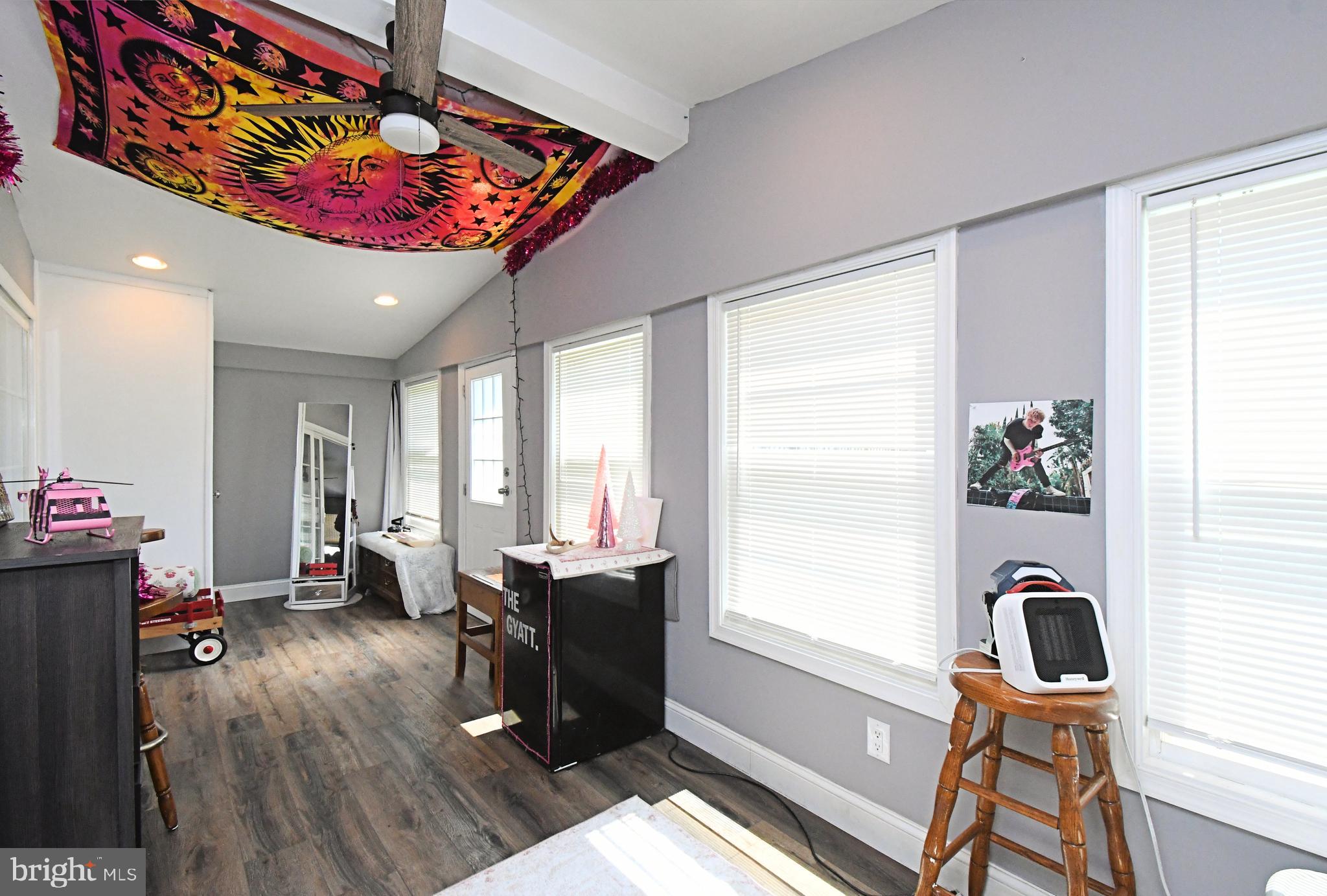 COLONIAL HERITAGE - Residential