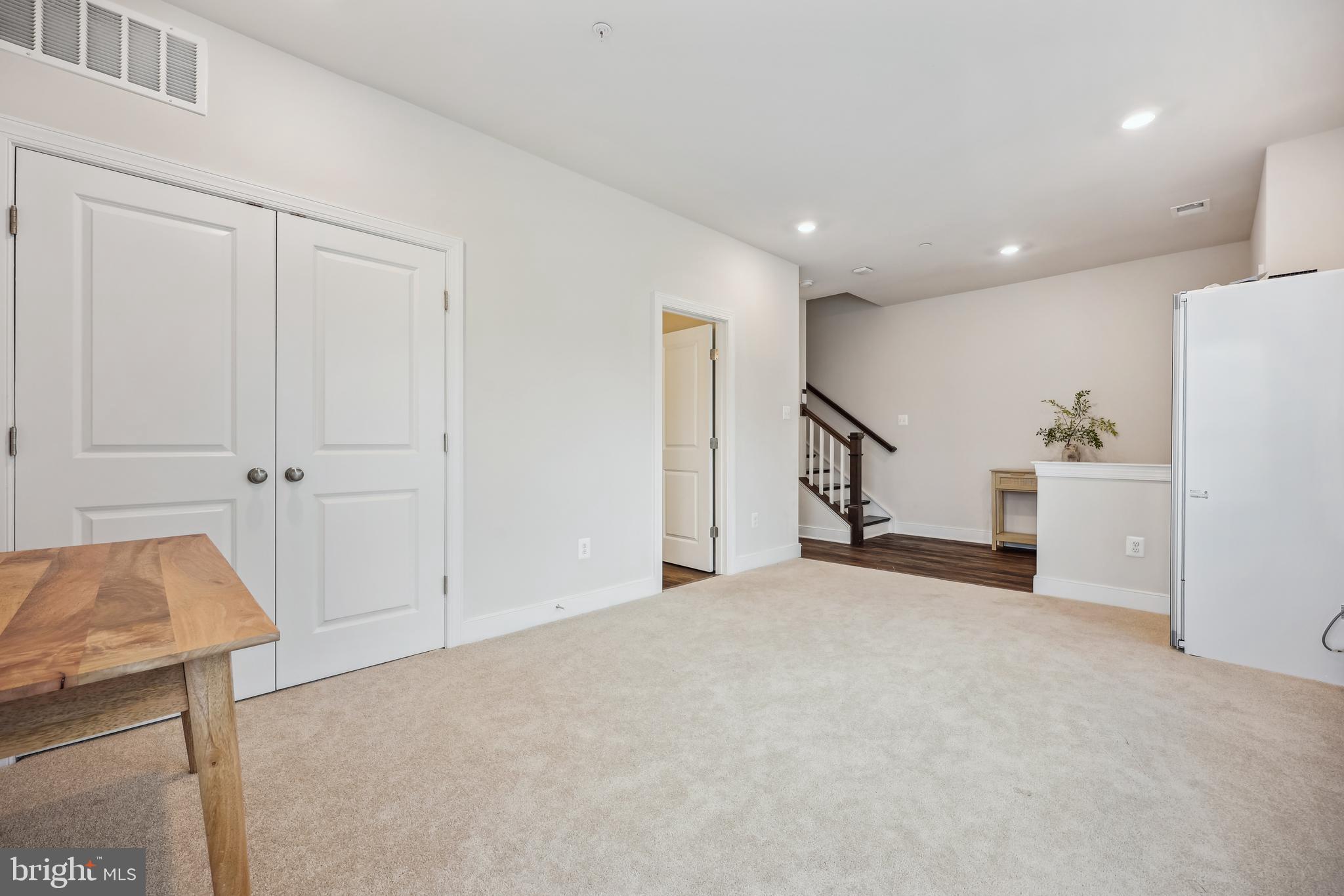 QUINCE ORCHARD - Residential