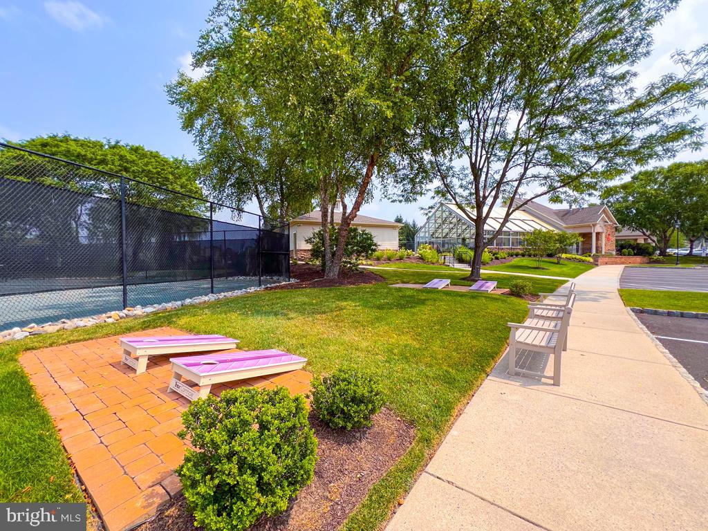 VILLAS AT SHADYBRO - Residential