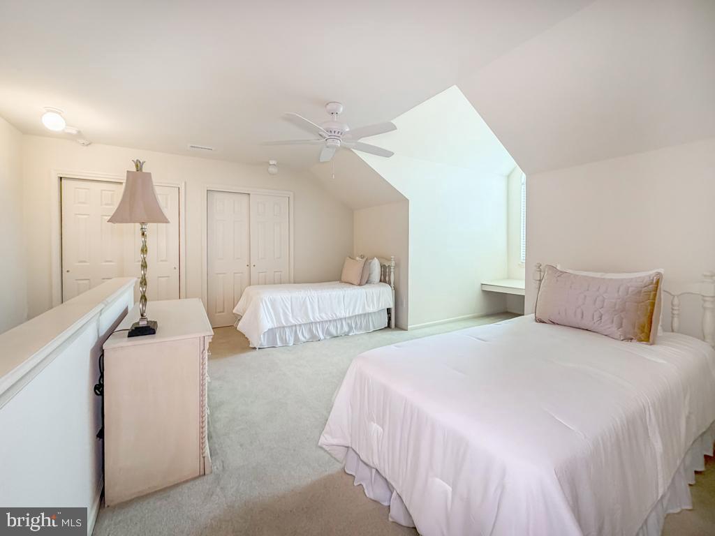 VILLAS AT SHADYBRO - Residential