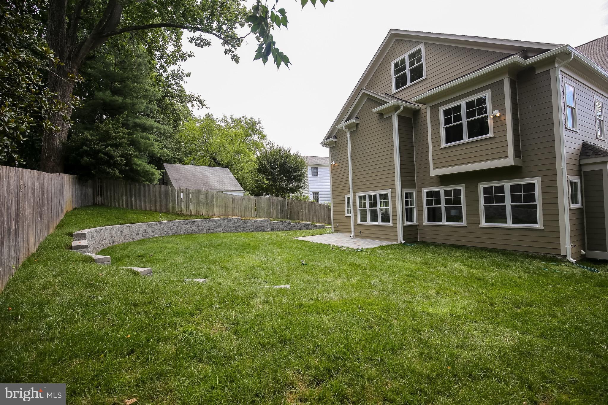 HILLMEAD - Residential
