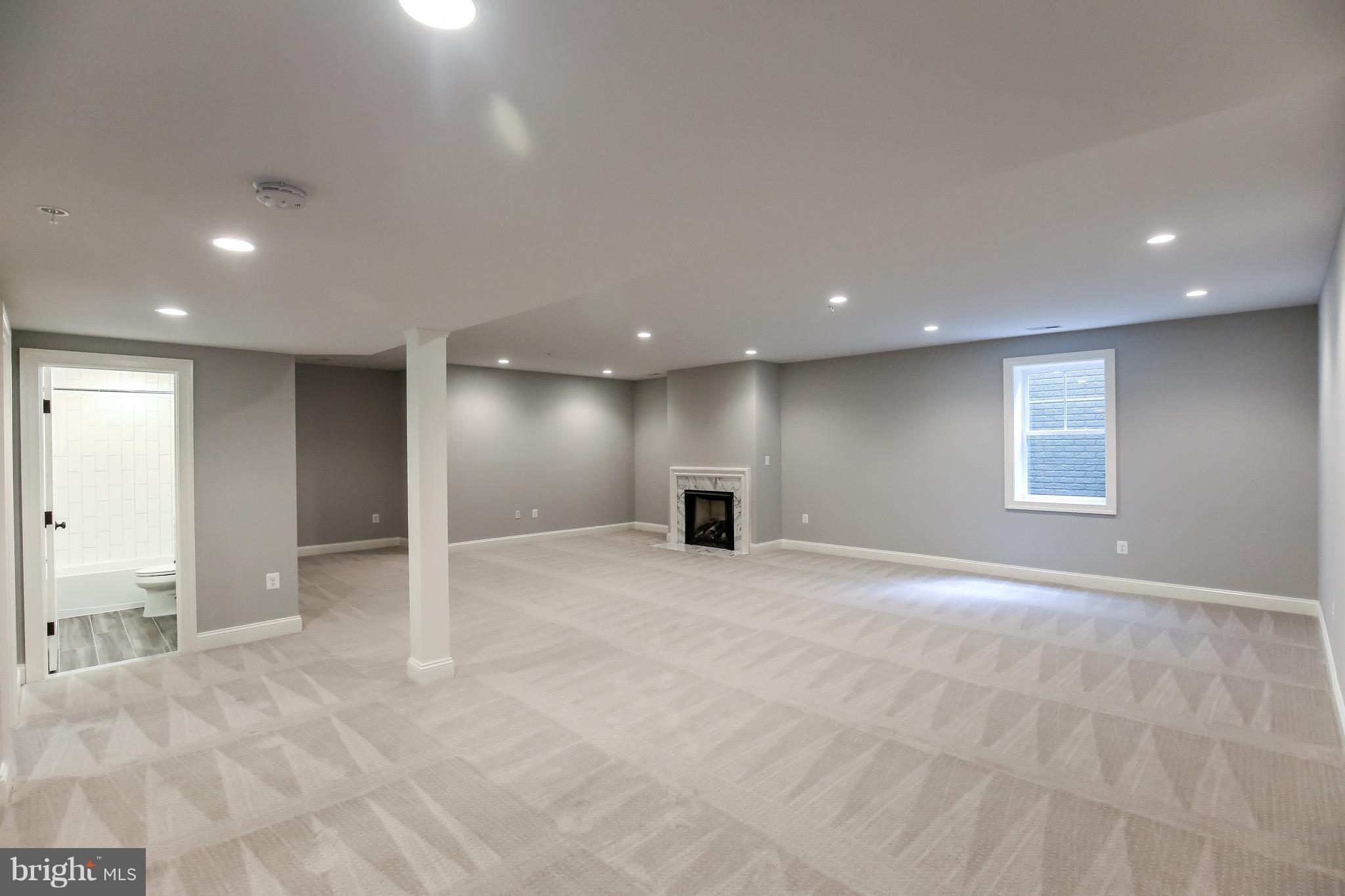 HILLMEAD - Residential