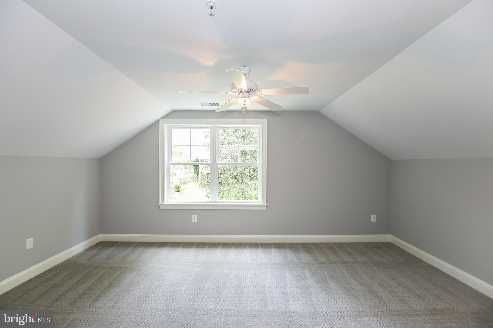 HILLMEAD - Residential