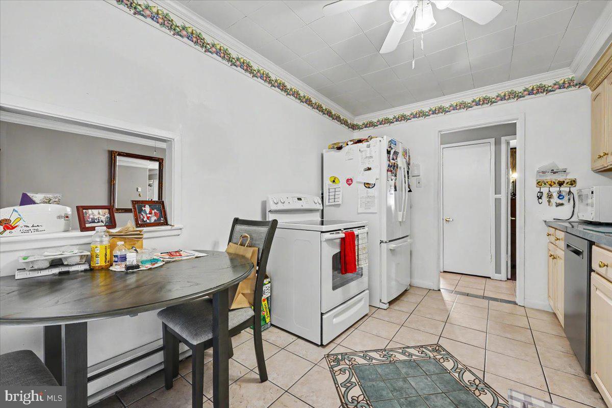 PENN SQ - Residential