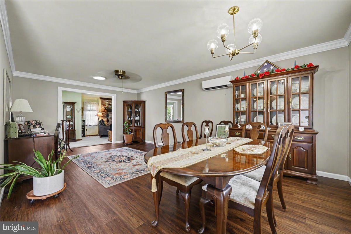 PENN SQ - Residential