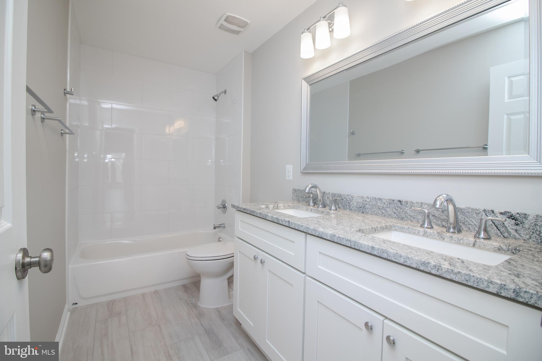 SOUTH RIDING - Residential