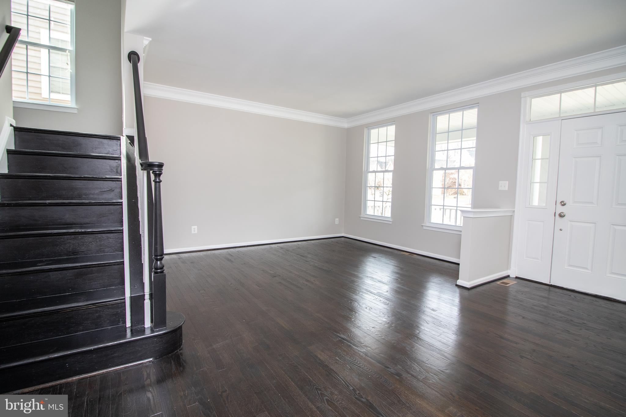 SOUTH RIDING - Residential