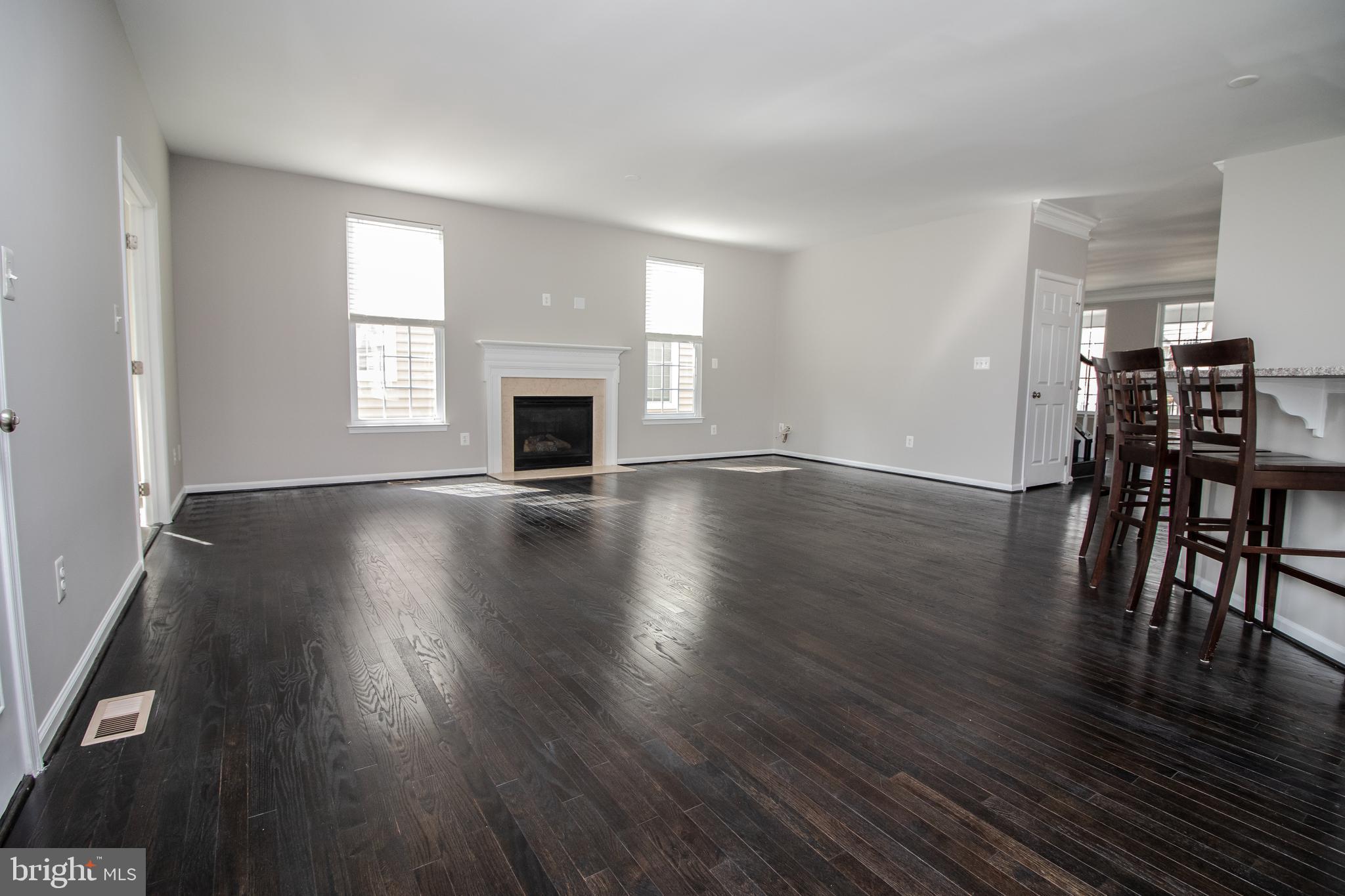 SOUTH RIDING - Residential