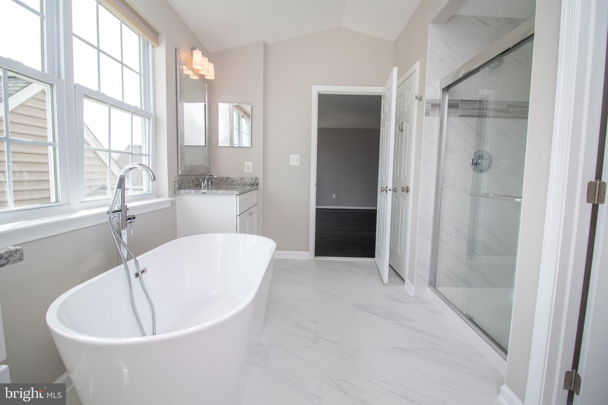 SOUTH RIDING - Residential