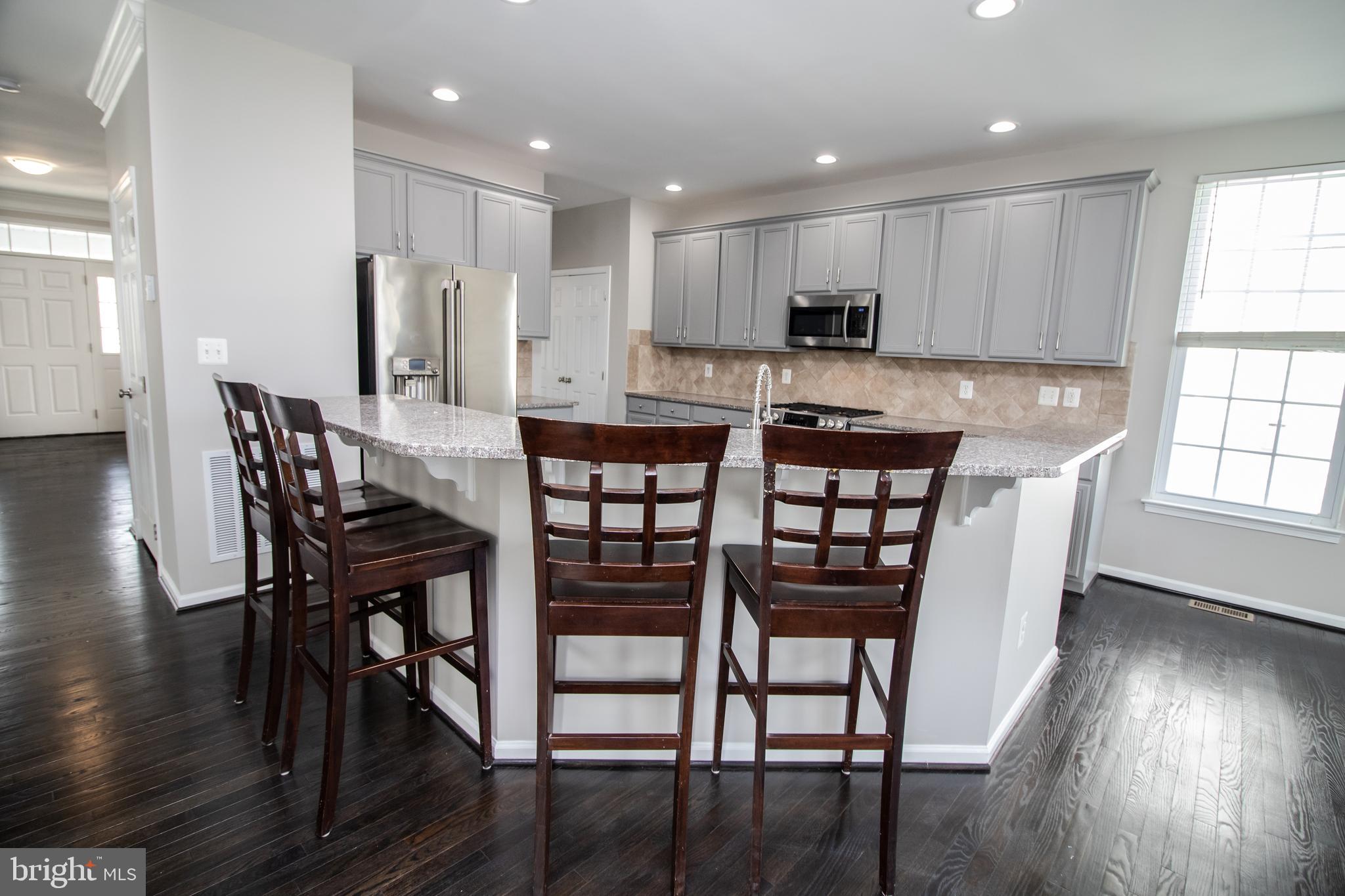 SOUTH RIDING - Residential