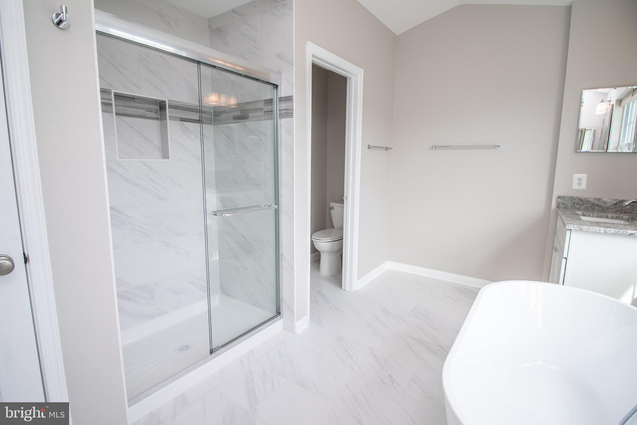 SOUTH RIDING - Residential
