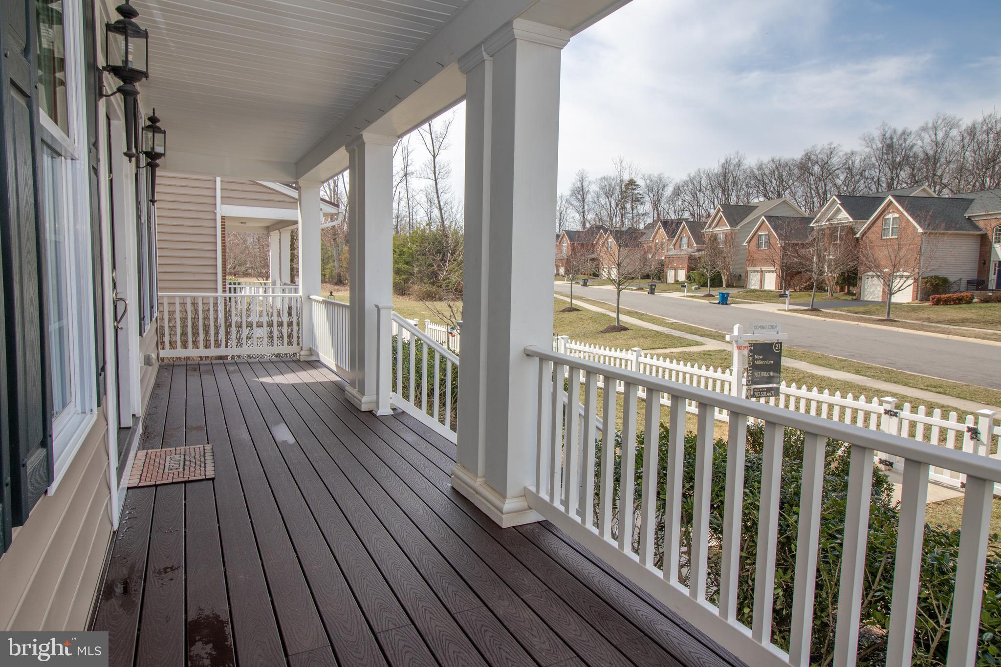 SOUTH RIDING - Residential