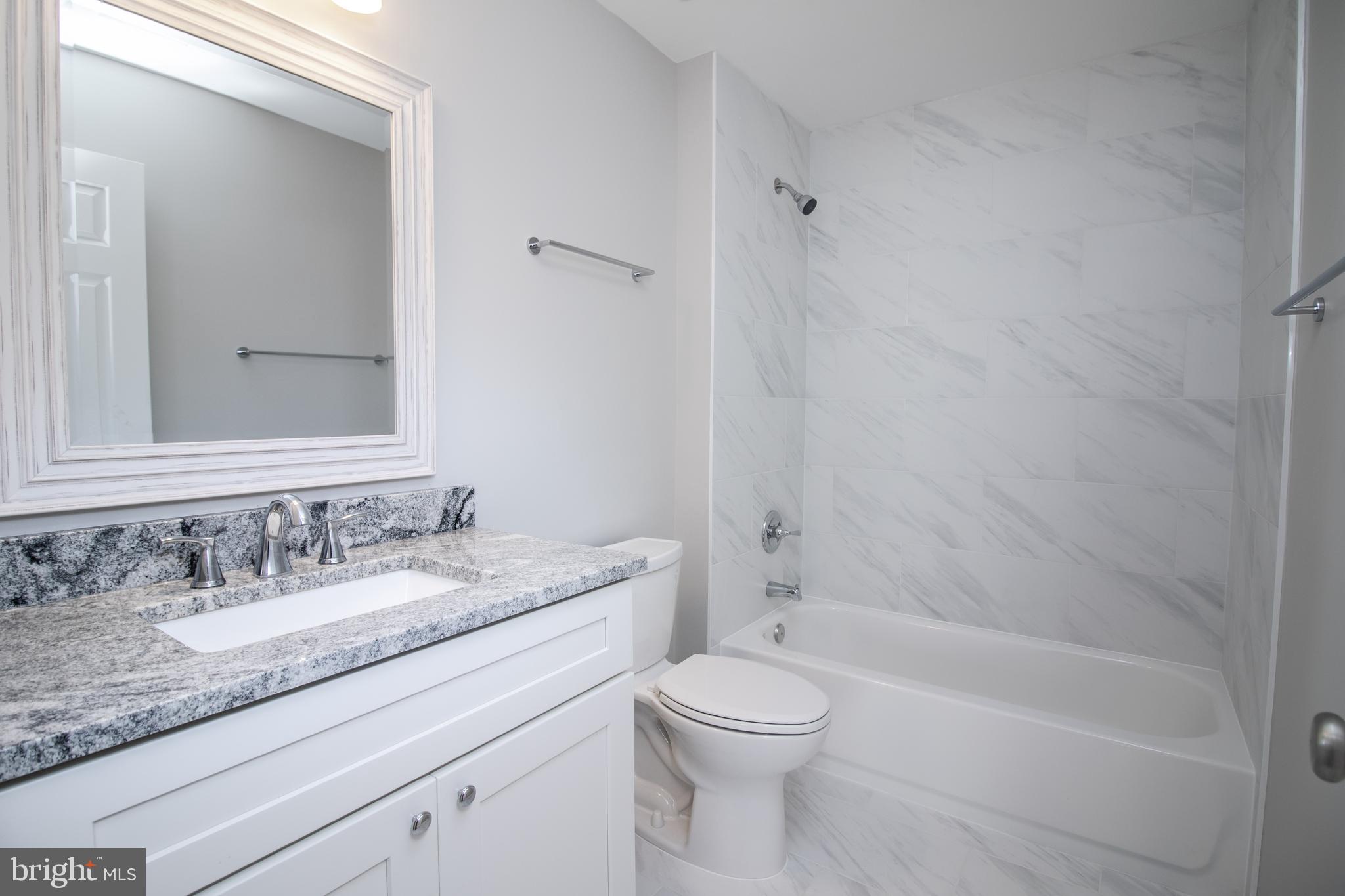 SOUTH RIDING - Residential