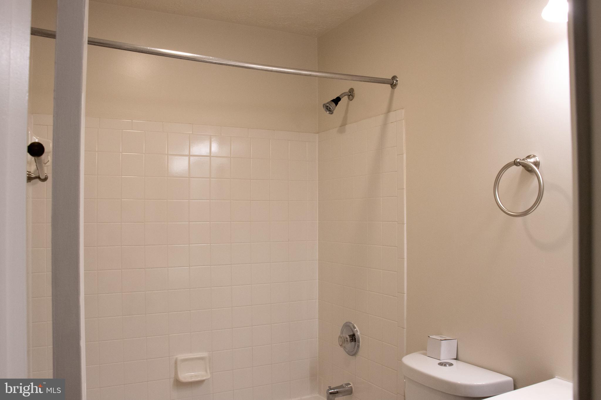 RIVERHILL - Residential Lease