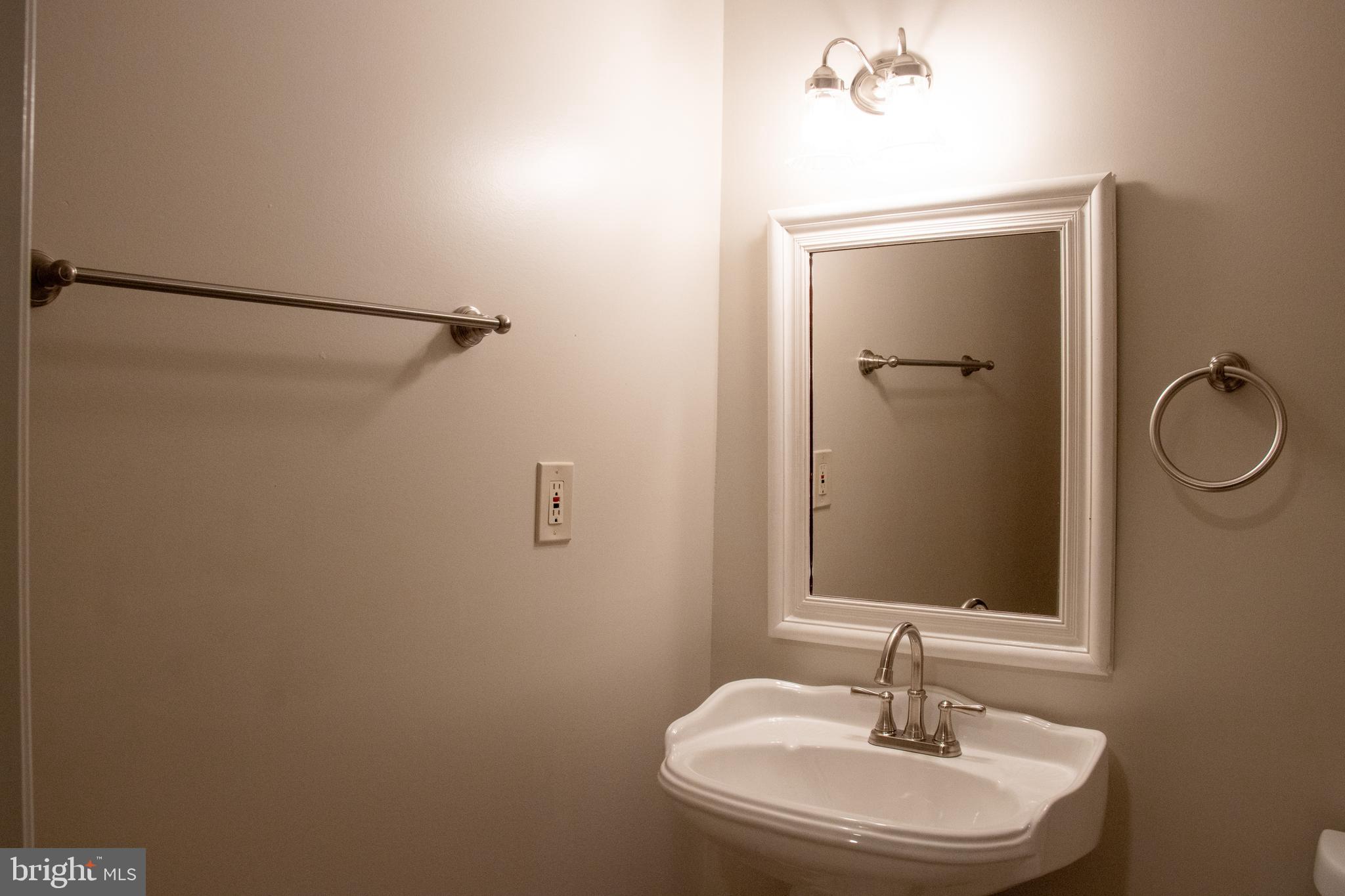 RIVERHILL - Residential Lease