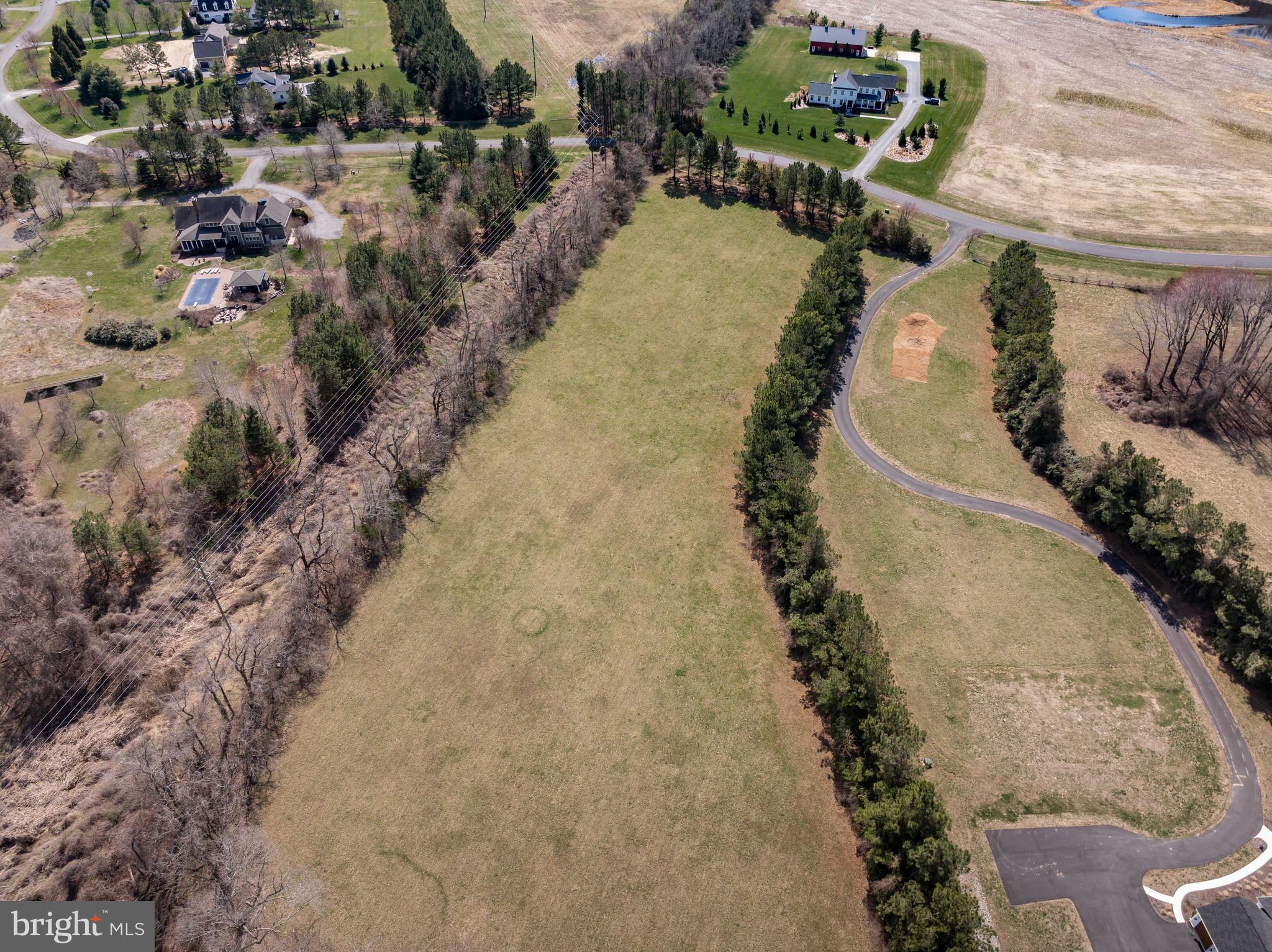 COOKE'S HOPE - Land