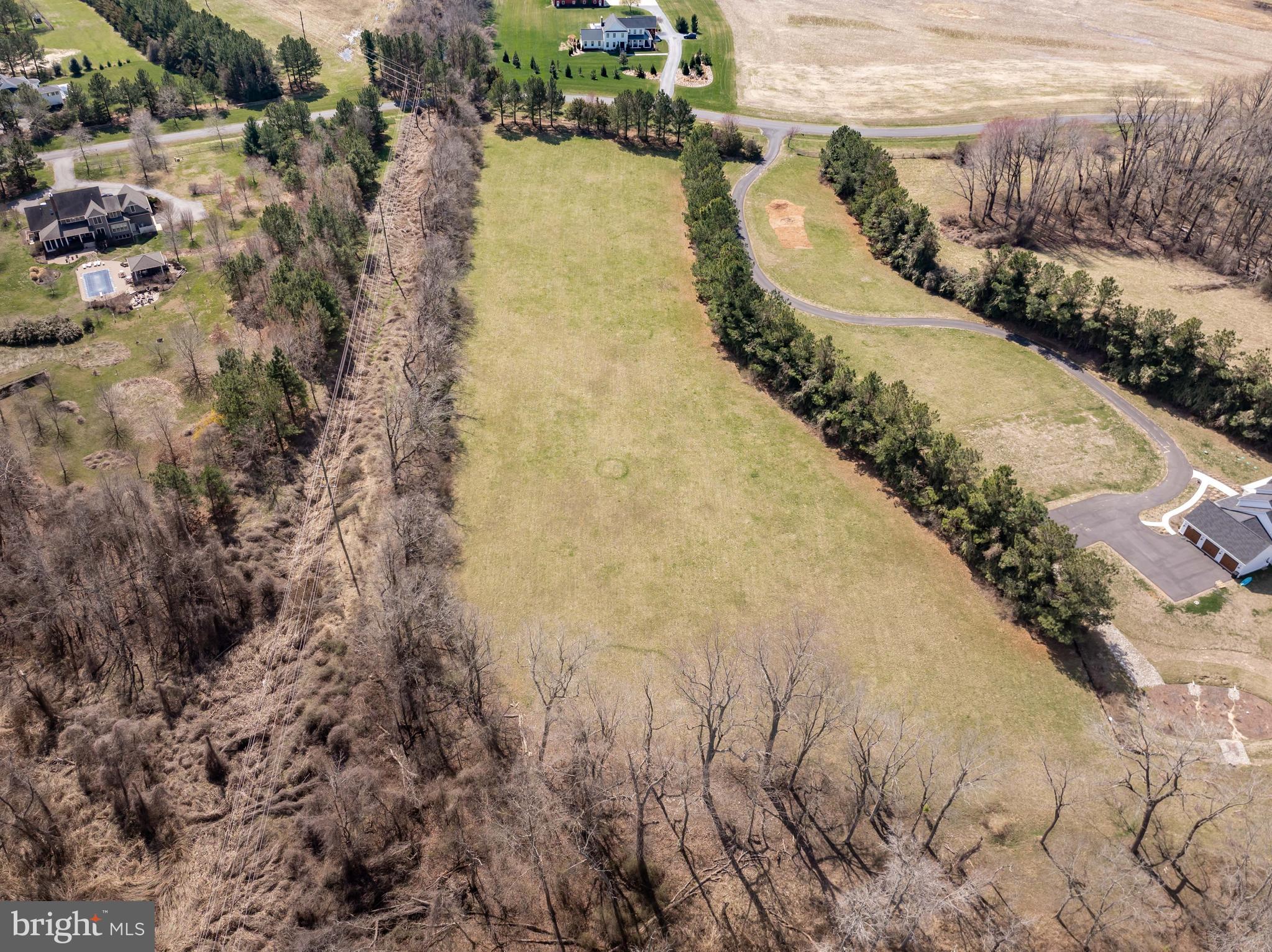 COOKE'S HOPE - Land