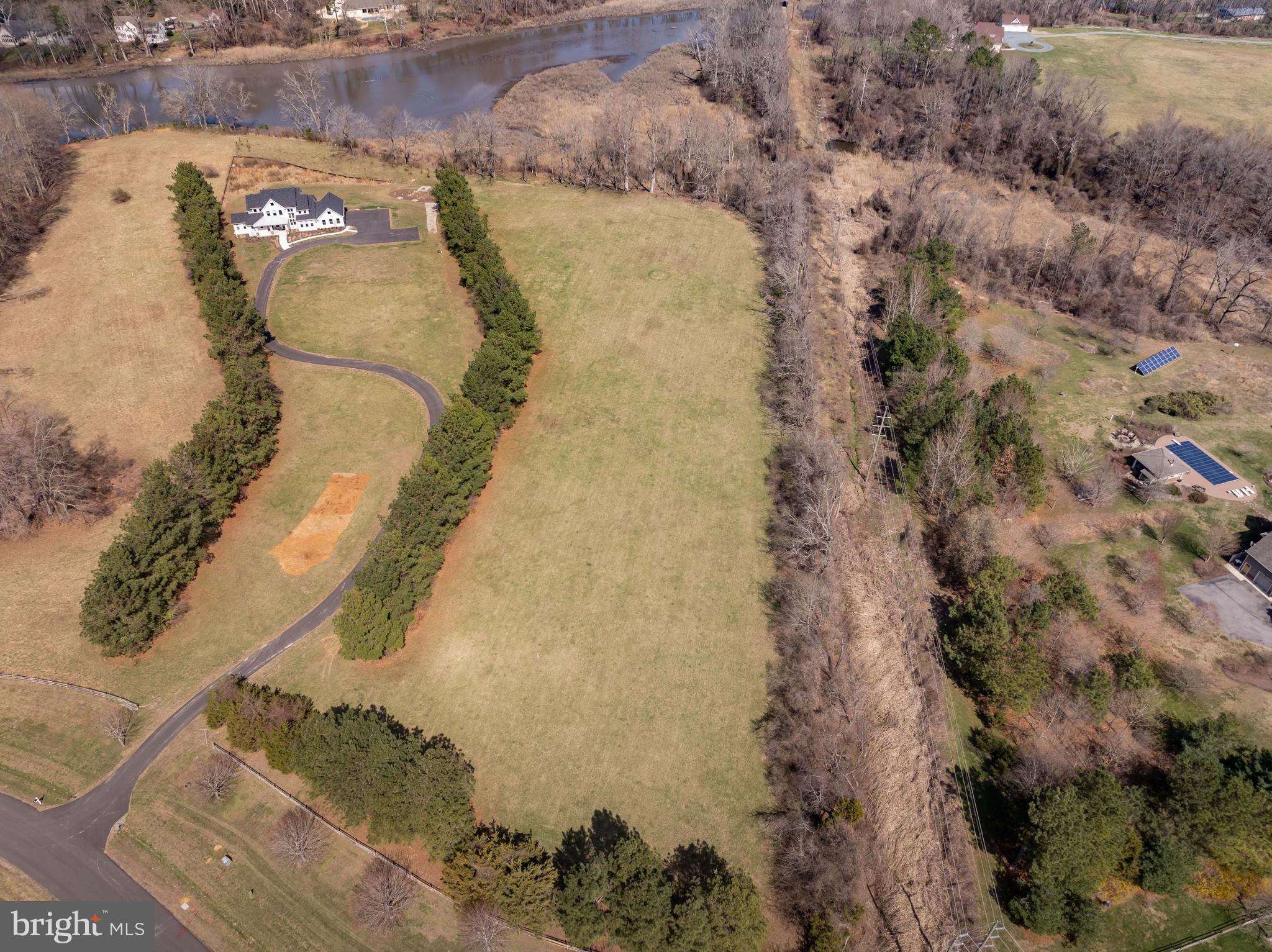 COOKE'S HOPE - Land