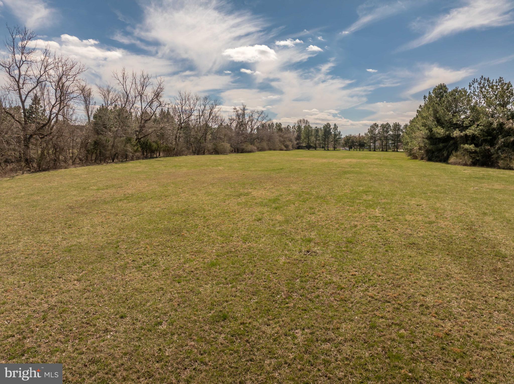 COOKE'S HOPE - Land
