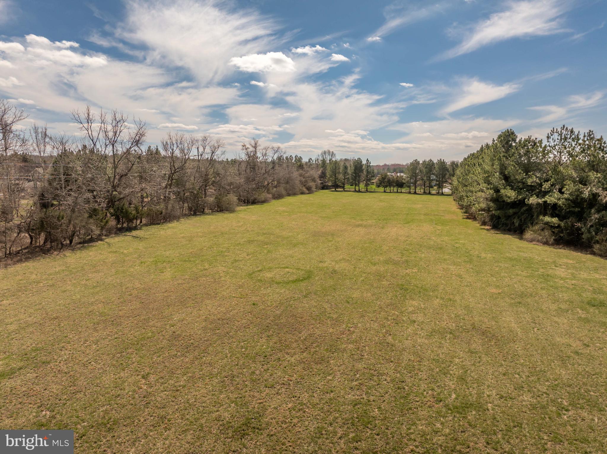COOKE'S HOPE - Land