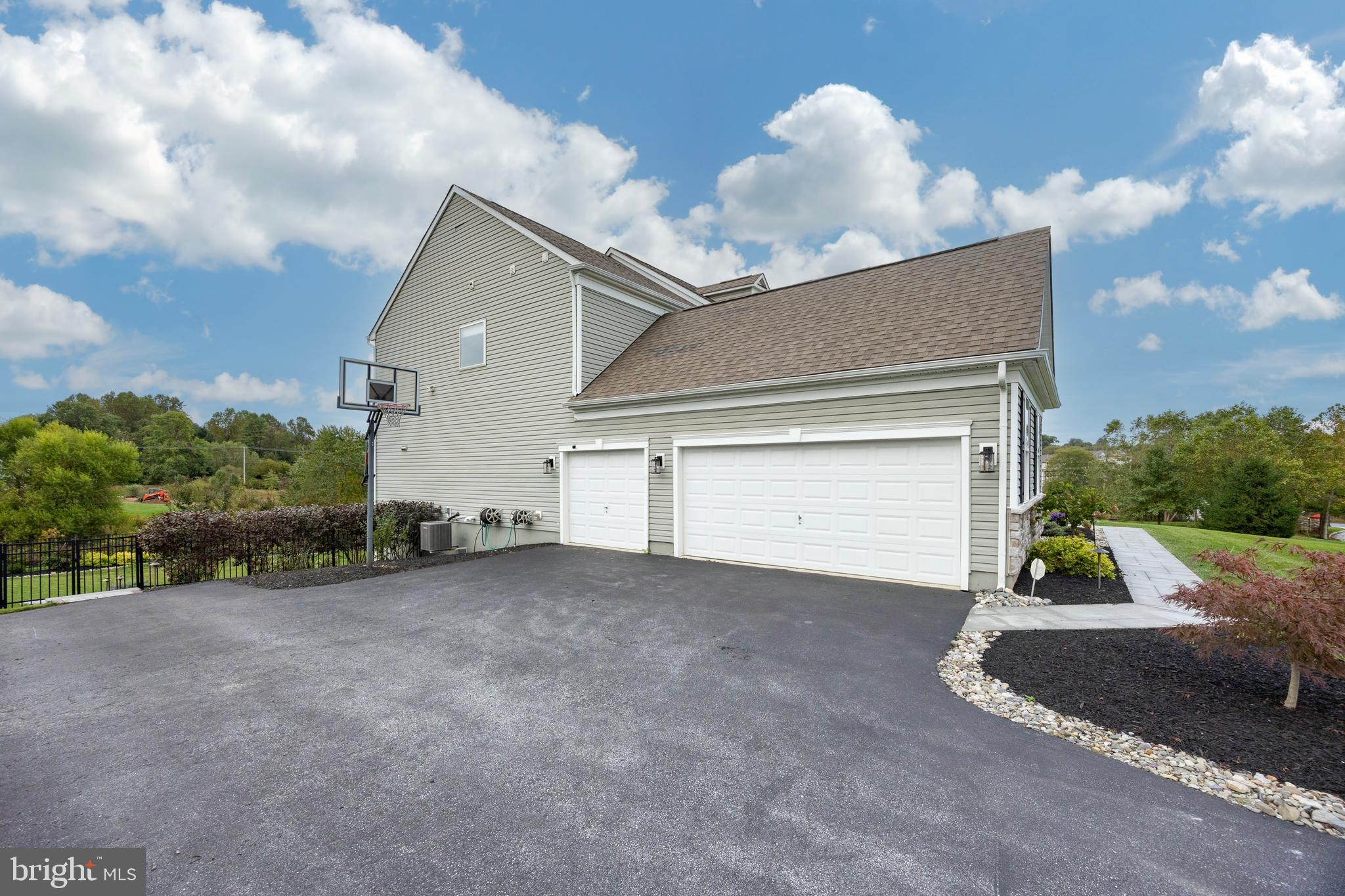 APPLECROSS - Residential