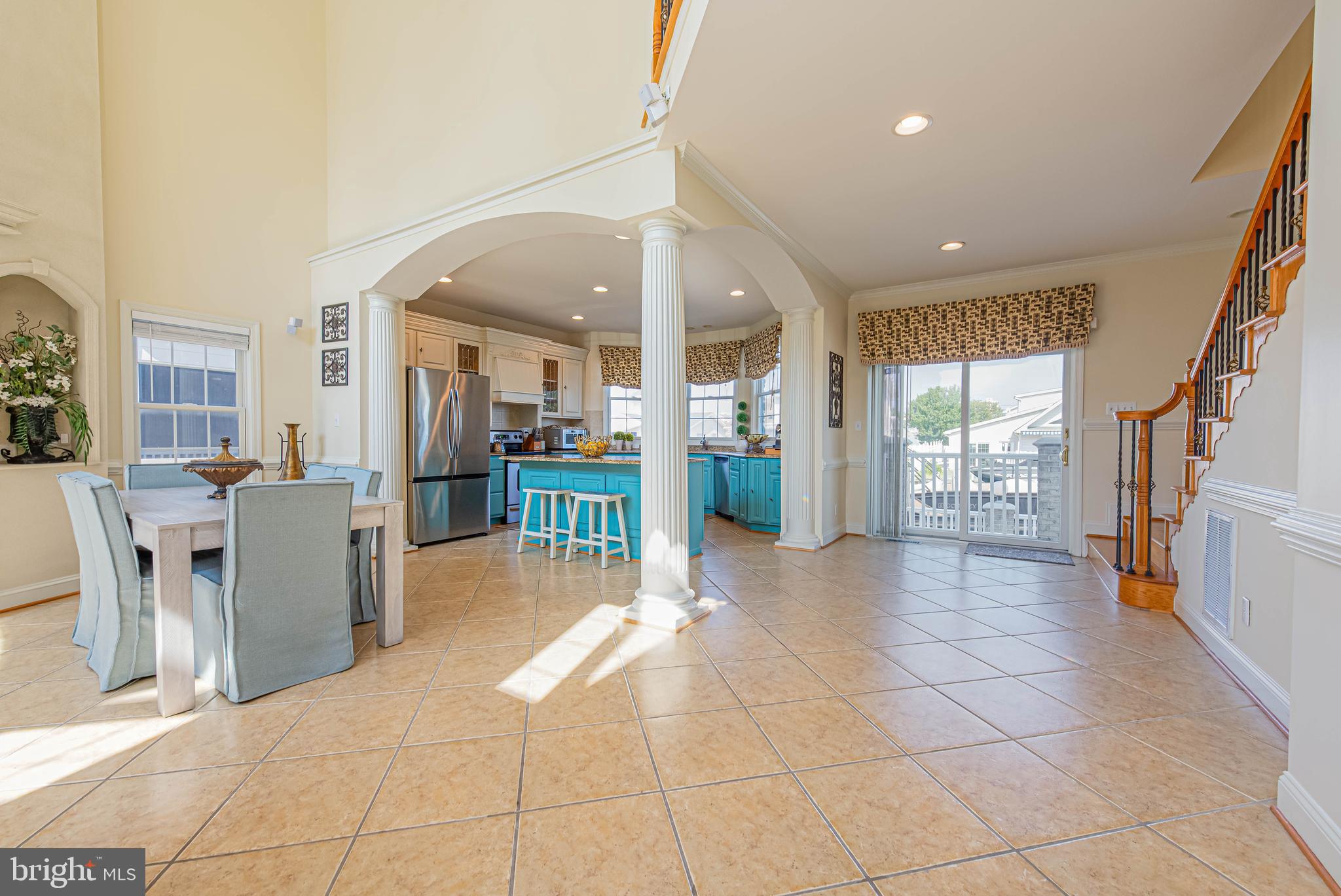 CAINE KEYS II EXT - Residential