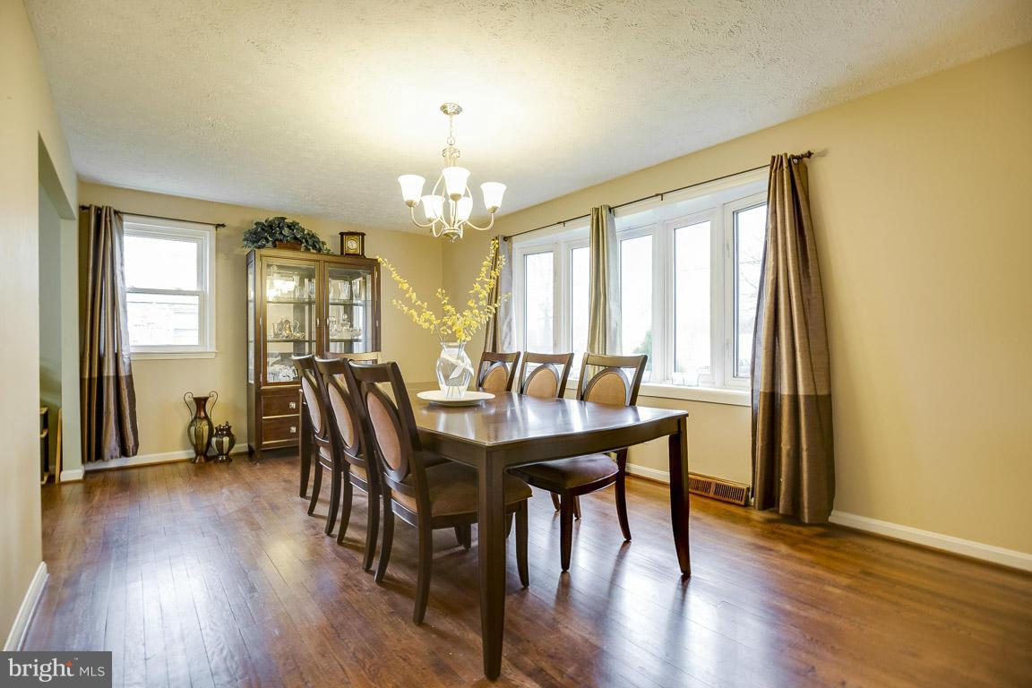 COUNTRY CLUB SOUTH - Residential
