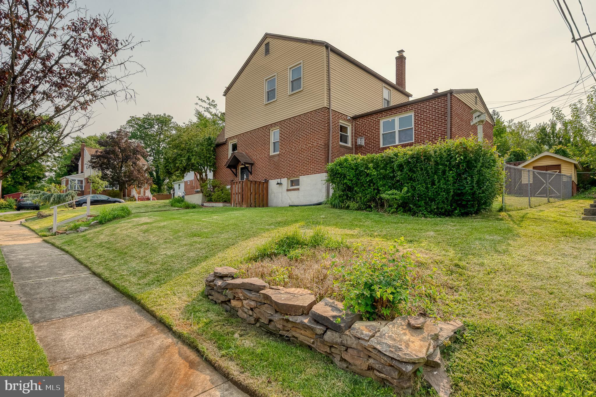 HILLBROOK - Residential