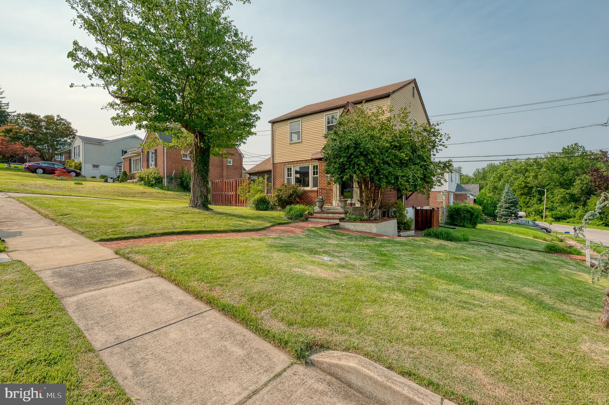 HILLBROOK - Residential