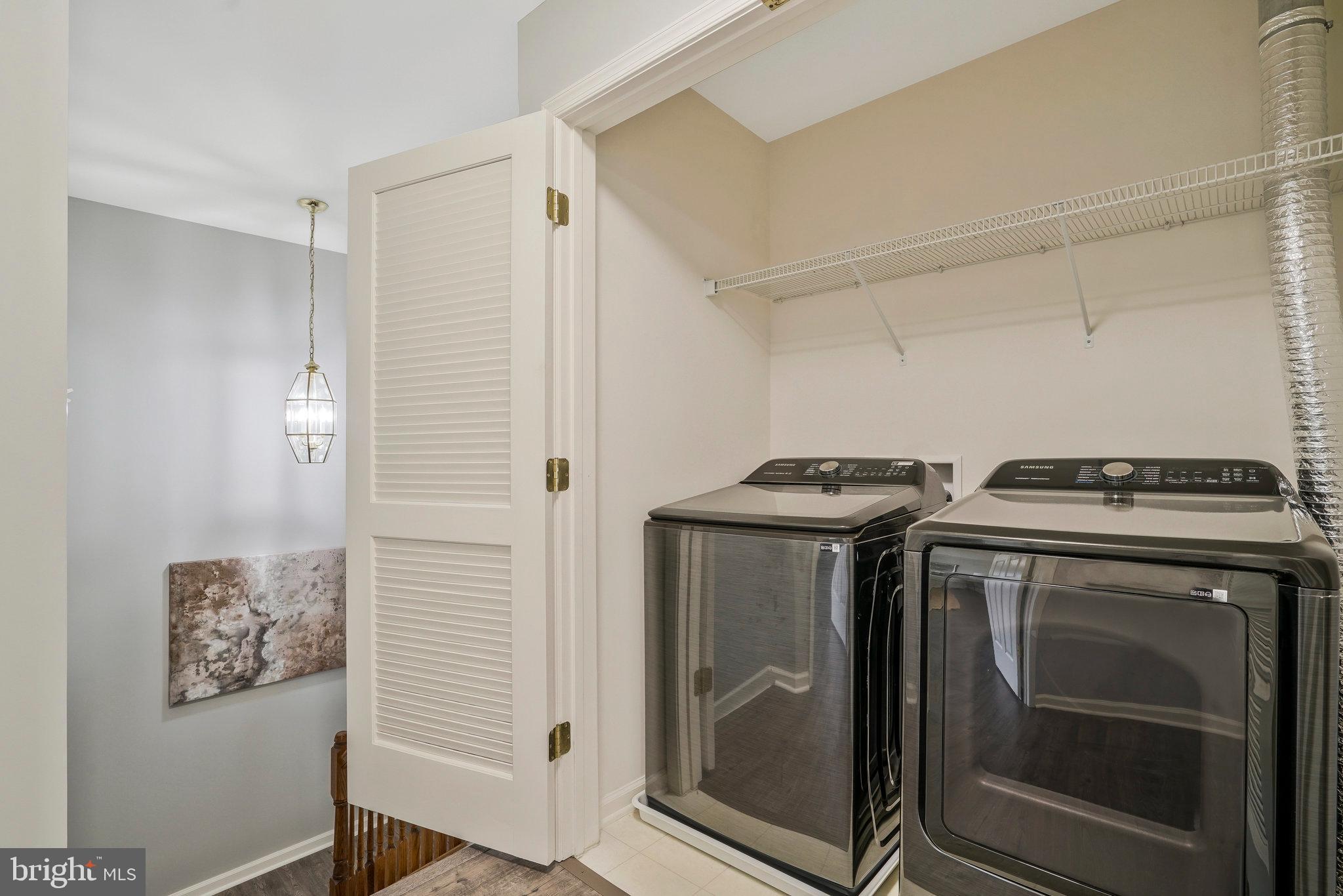 CENTREVILLE CROSSING - Residential Lease