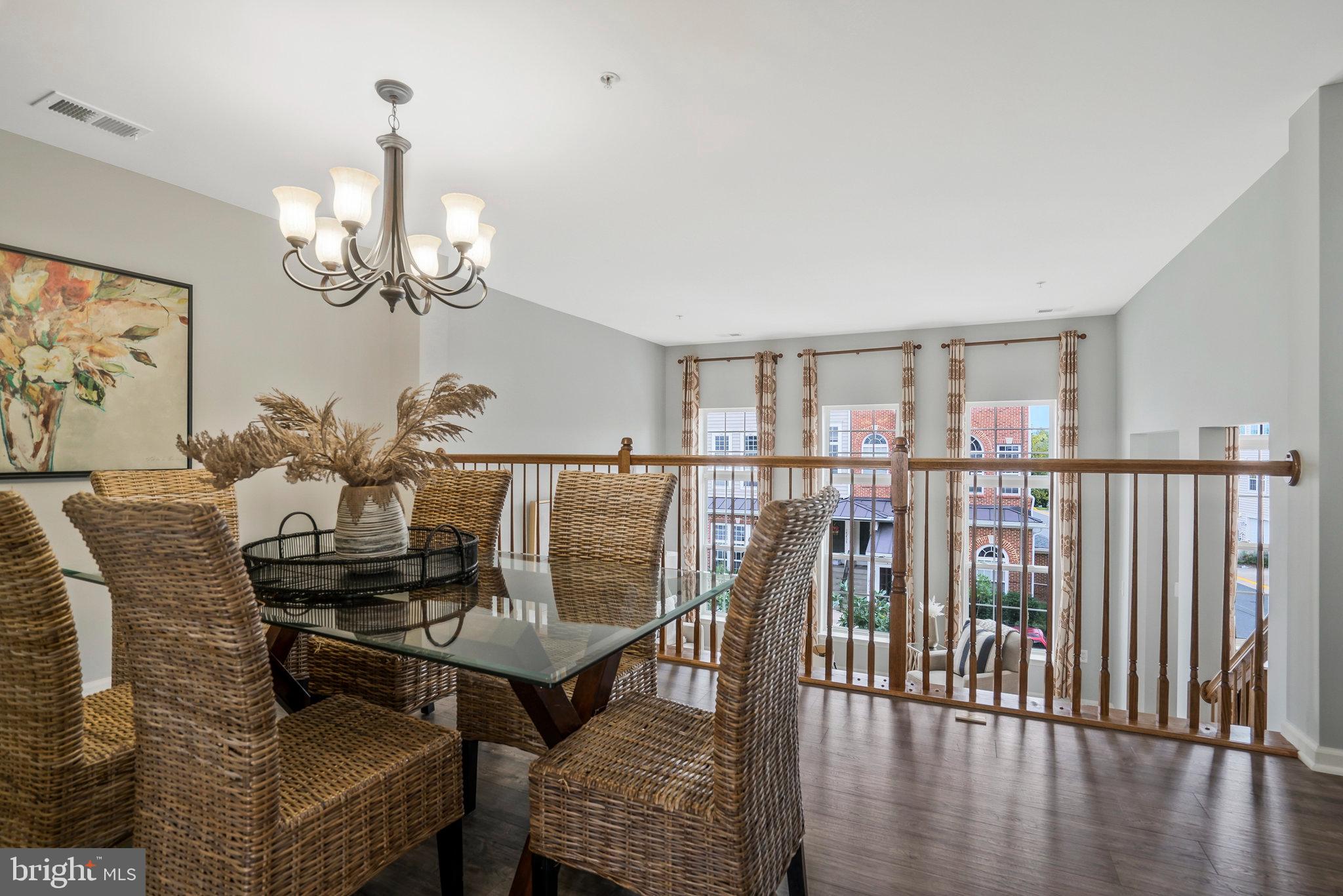 CENTREVILLE CROSSING - Residential Lease