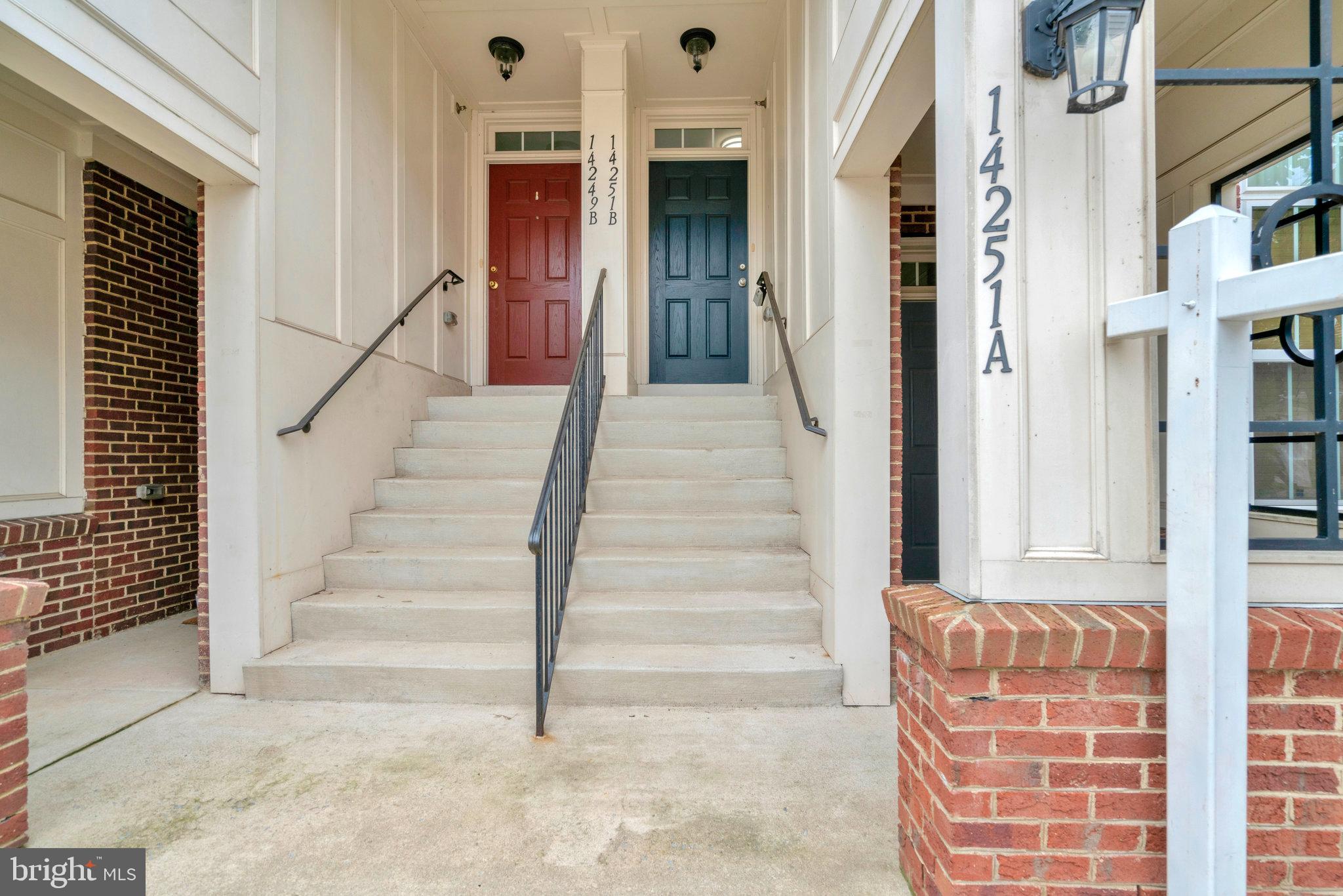 CENTREVILLE CROSSING - Residential Lease