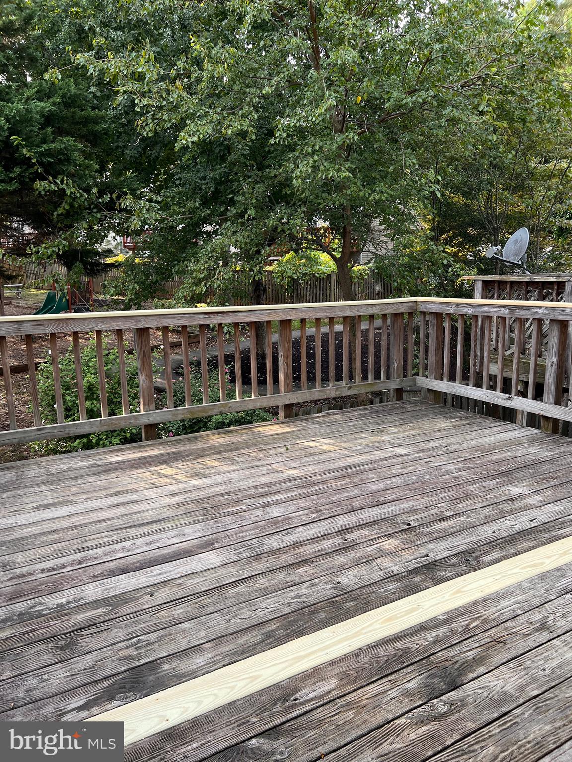 SINGLETONS GROVE - Residential Lease